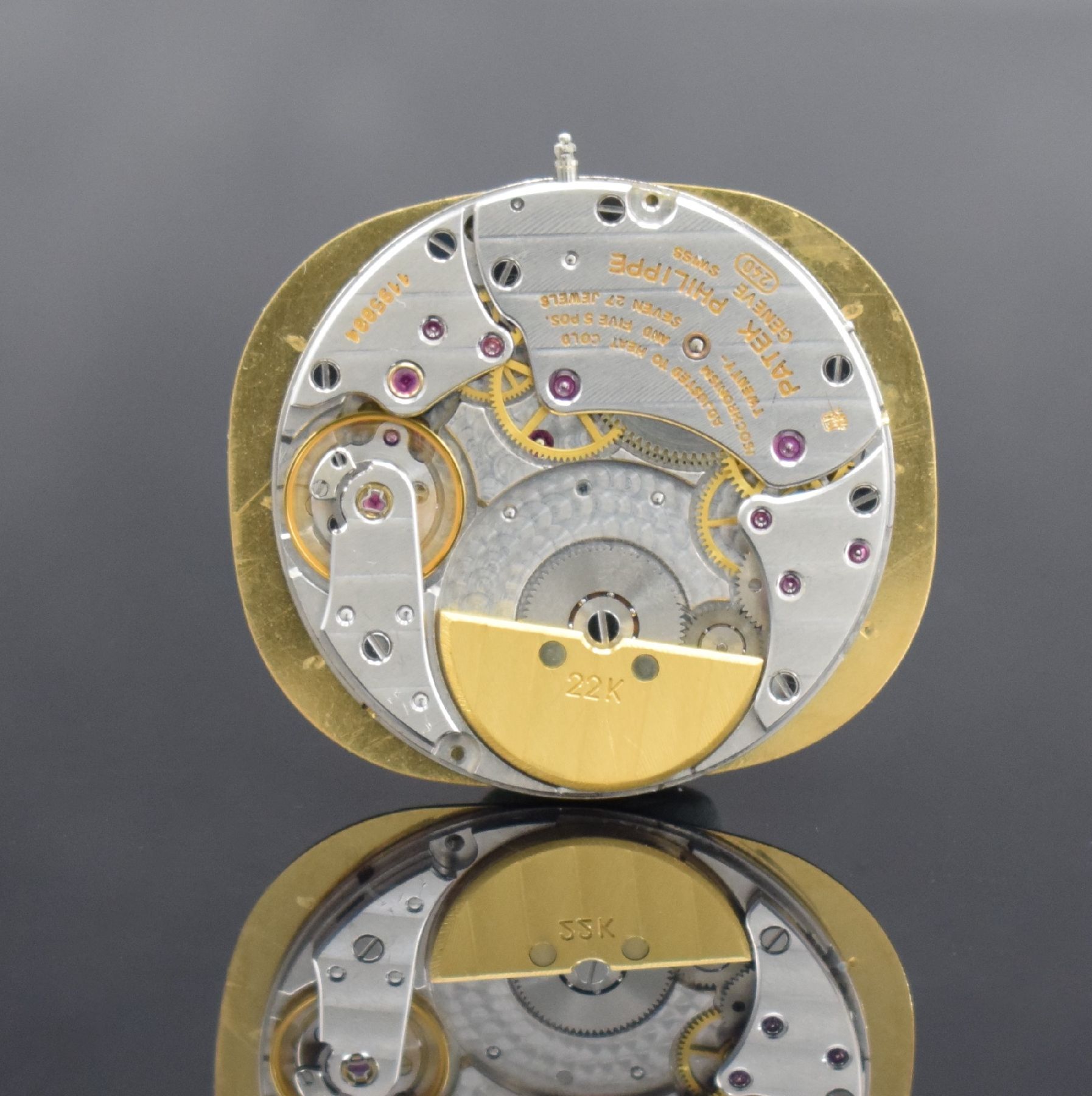 Detail f: PATEK PHILIPPE Herrenarmbanduhr Ellipse d´Or in GG 750/000 Referenz 3738/117, Automatik, inkl. orig. Gliederband, Glasrand aufgedr., Boden m. ...