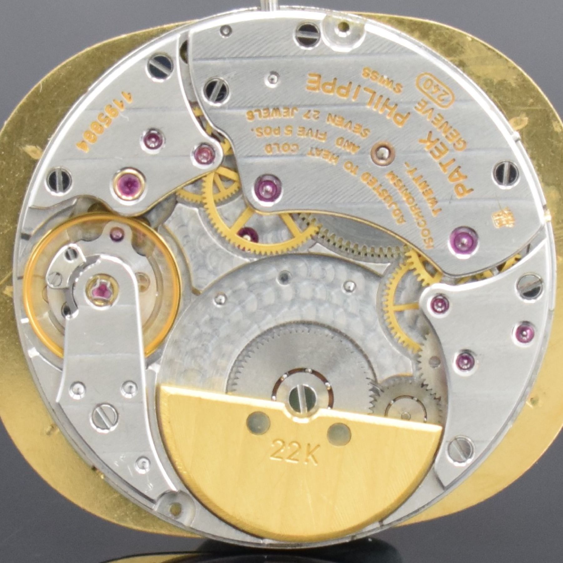 Detail g: PATEK PHILIPPE Herrenarmbanduhr Ellipse d´Or in GG 750/000 Referenz 3738/117, Automatik, inkl. orig. Gliederband, Glasrand aufgedr., Boden m. ...