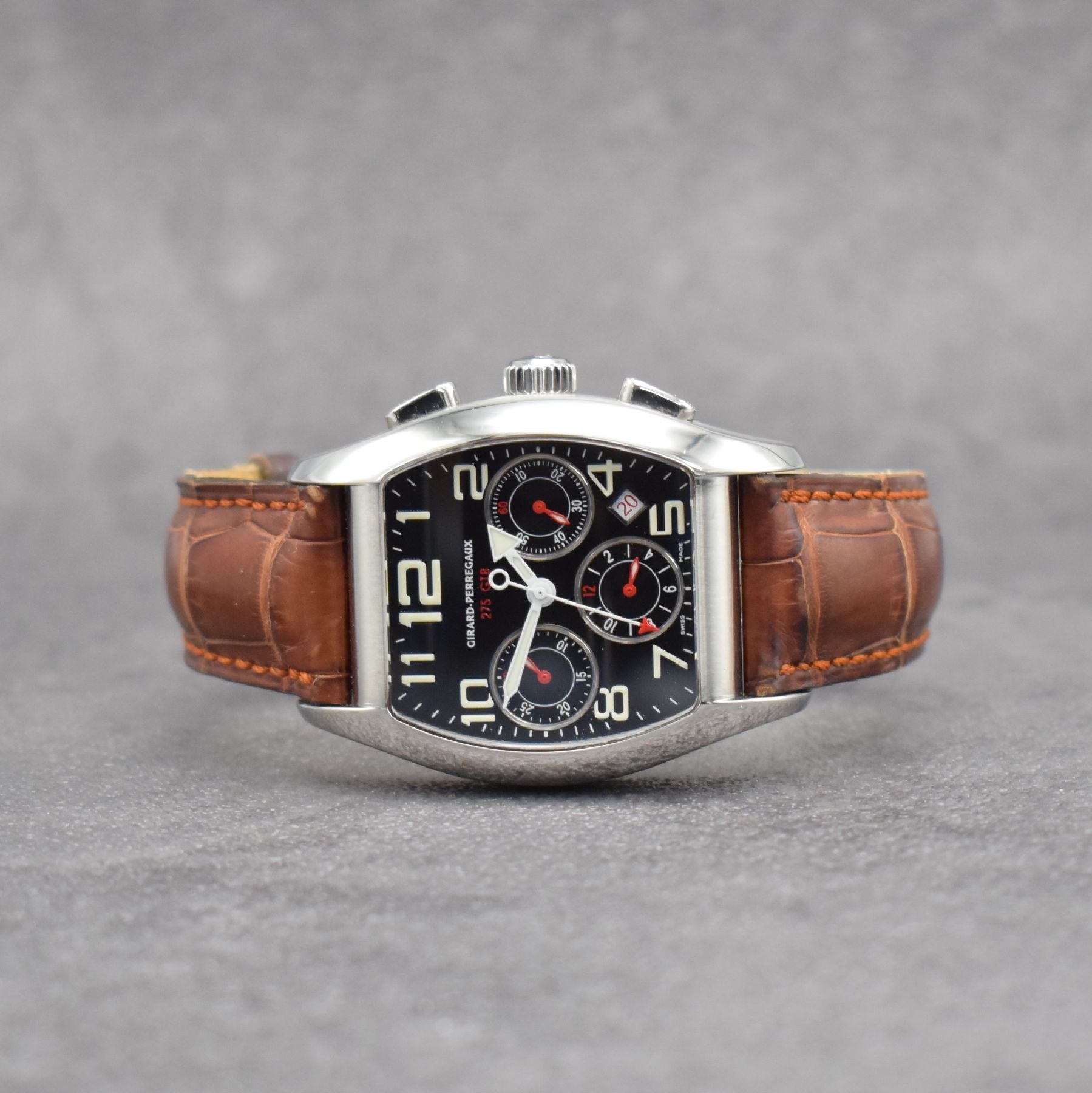 GIRARD PERREGAUX pour Ferrari 275 GTB limitierte Herrenarmbanduhr mit Chronograph, Schweiz um 2005, Automatik, Ref. 27650, auf 275 Stück limitiertes ...