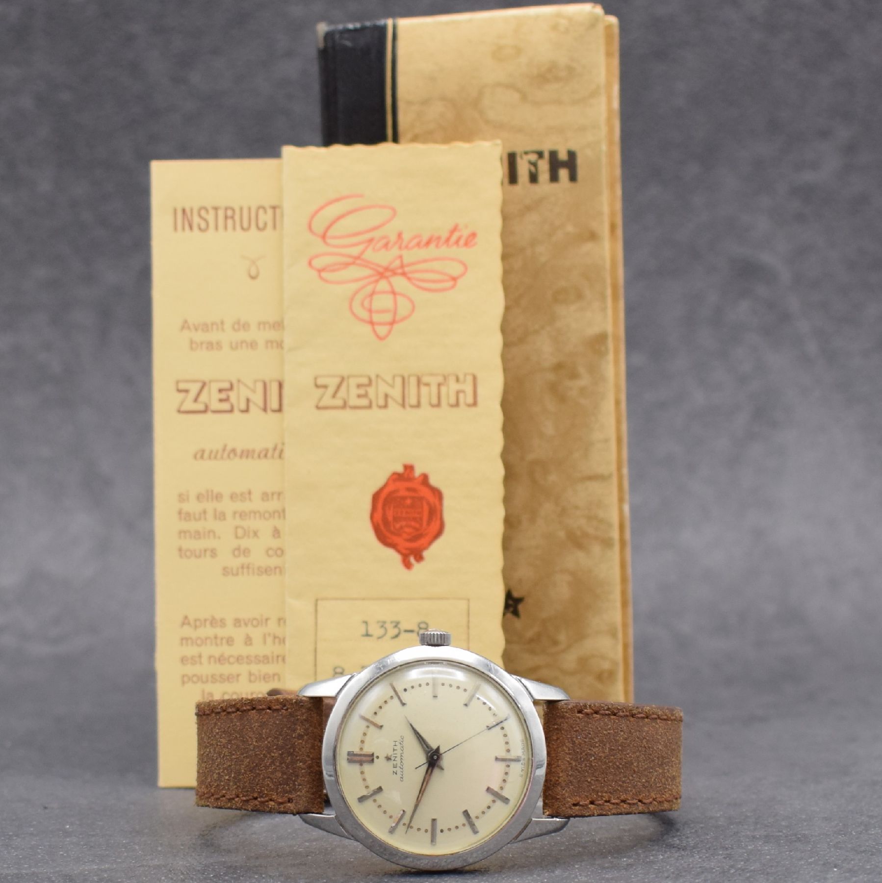ZENITH Herrenarmbanduhr mit original Etui, Garantieschein & Beschreibung Kal. 133.8, Schweiz verk. lt. G.-Schein 03/1956, Hammerautomatik, ...