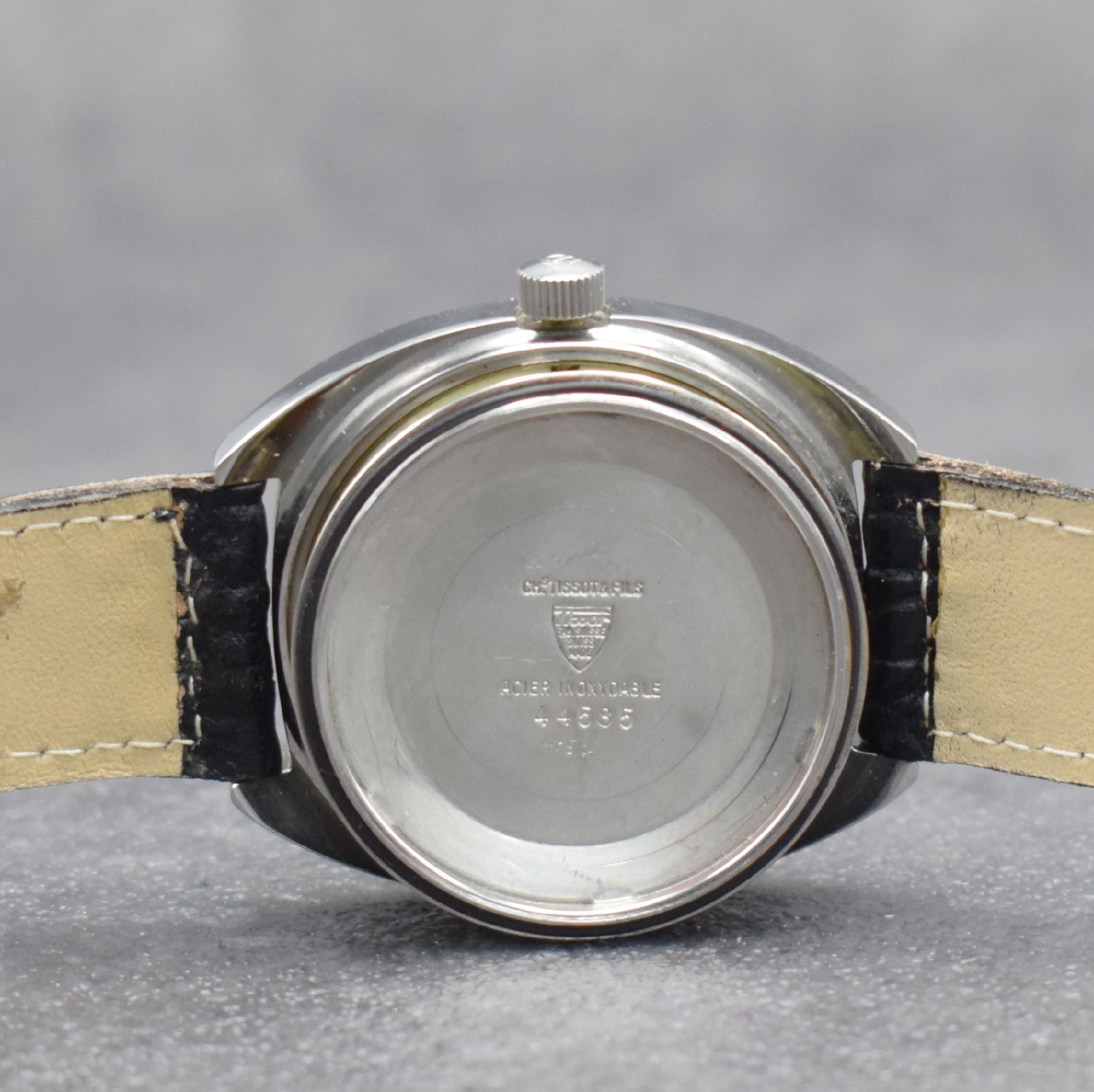 Detail m: Konvolut: 2 TISSOT Armbanduhren Serie Seastar, beide Automatik, Schweiz um 1975, Böden verschr., 1 x 21 St., Kal. 784-2, D. ca. 33,5 mm, 1 x m. ...
