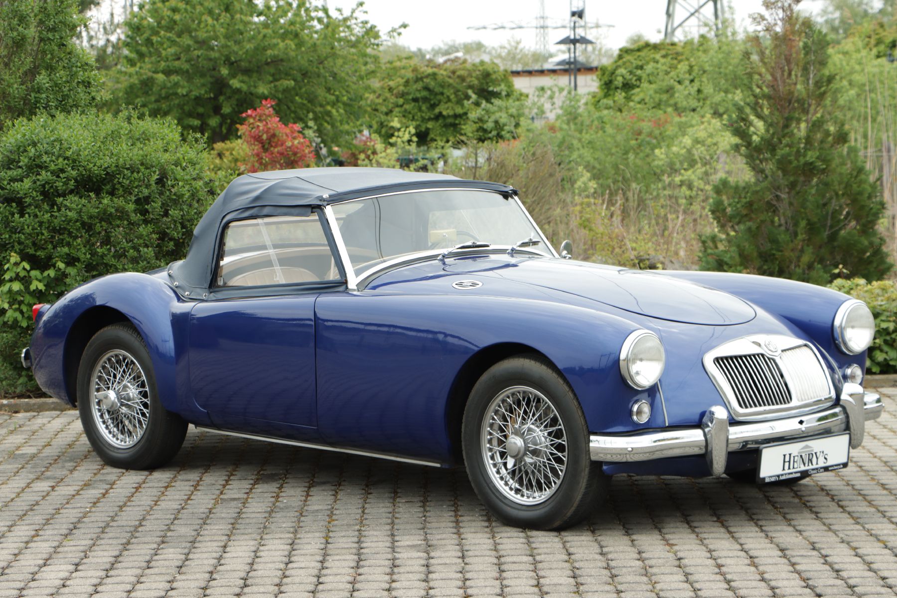 MGA 1500 Roadster, Fahrgestellnummer: HDR4315080, EZ 07/1956, 1 Halter im deutschen Brief, Laufleistung ca. 16.416 km abgelesen, 50 kW/68 PS, HU ...
