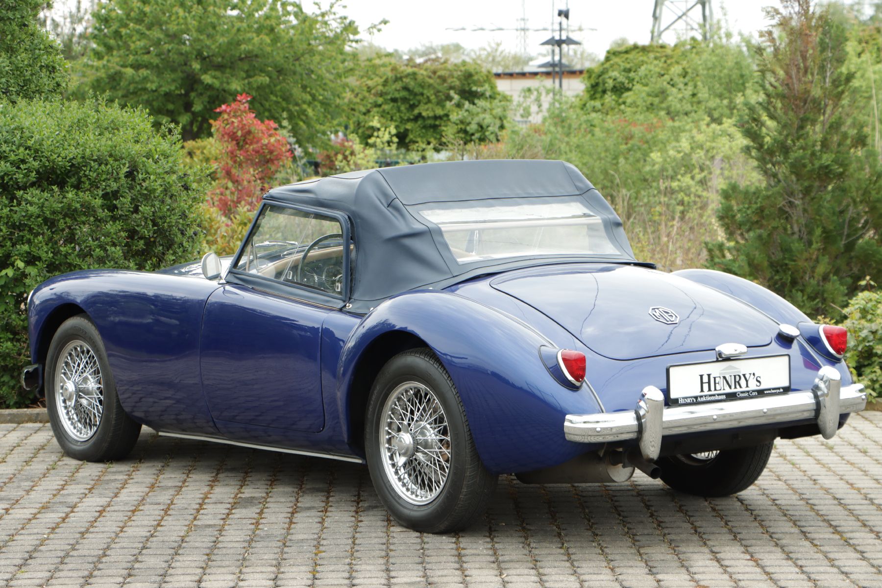 Detail c: MGA 1500 Roadster, Fahrgestellnummer: HDR4315080, EZ 07/1956, 1 Halter im deutschen Brief, Laufleistung ca. 16.416 km abgelesen, 50 kW/68 PS, HU ...