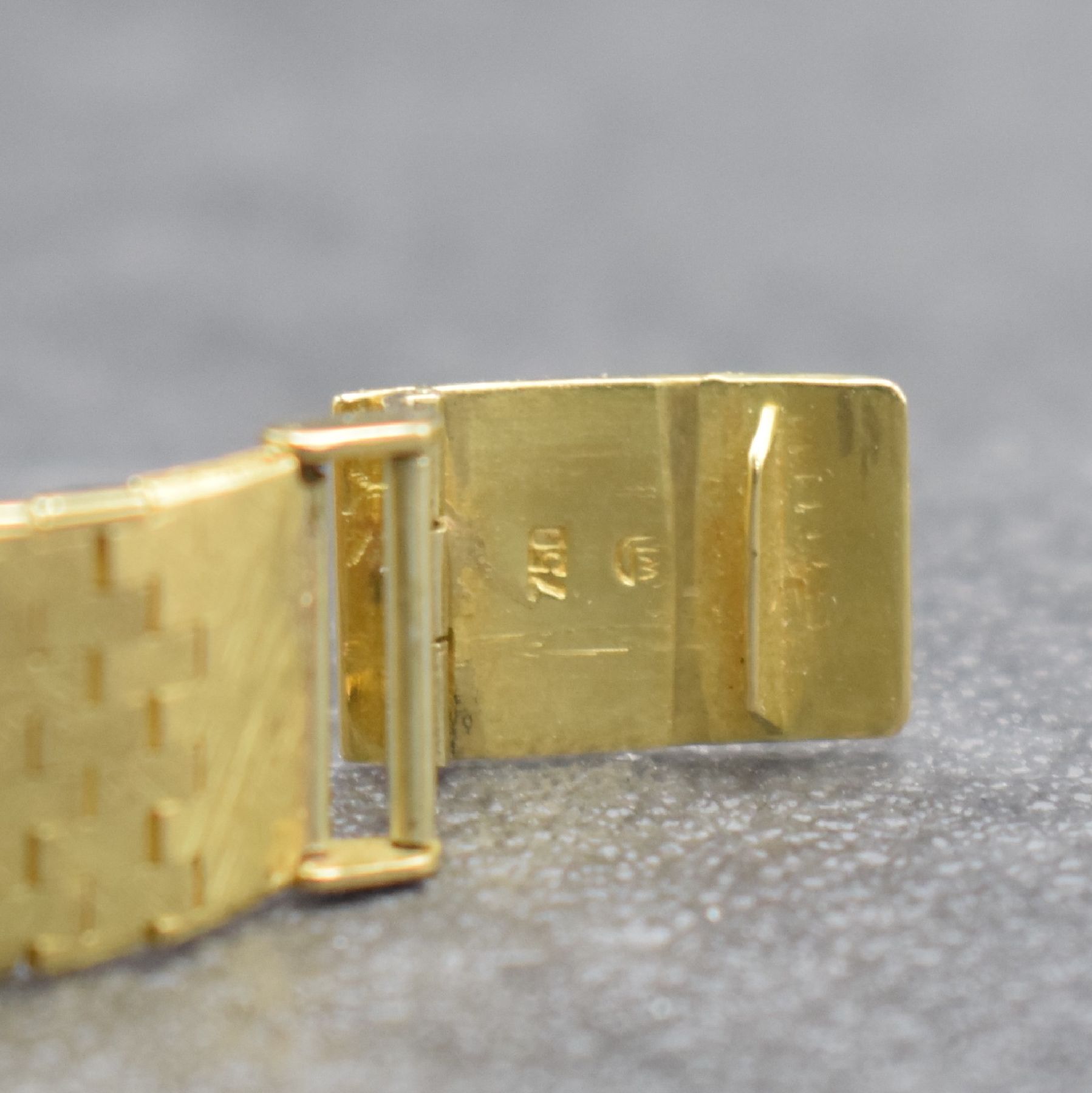 Detail c: ETERNA-MATIC Damenarmbanduhr in GG 750/000, Schweiz um 1965, Automatik, aufgedr. Boden, Goldband in GG 750/000, gold. Zifferbl. m. aufges. Std.-Ind., ...