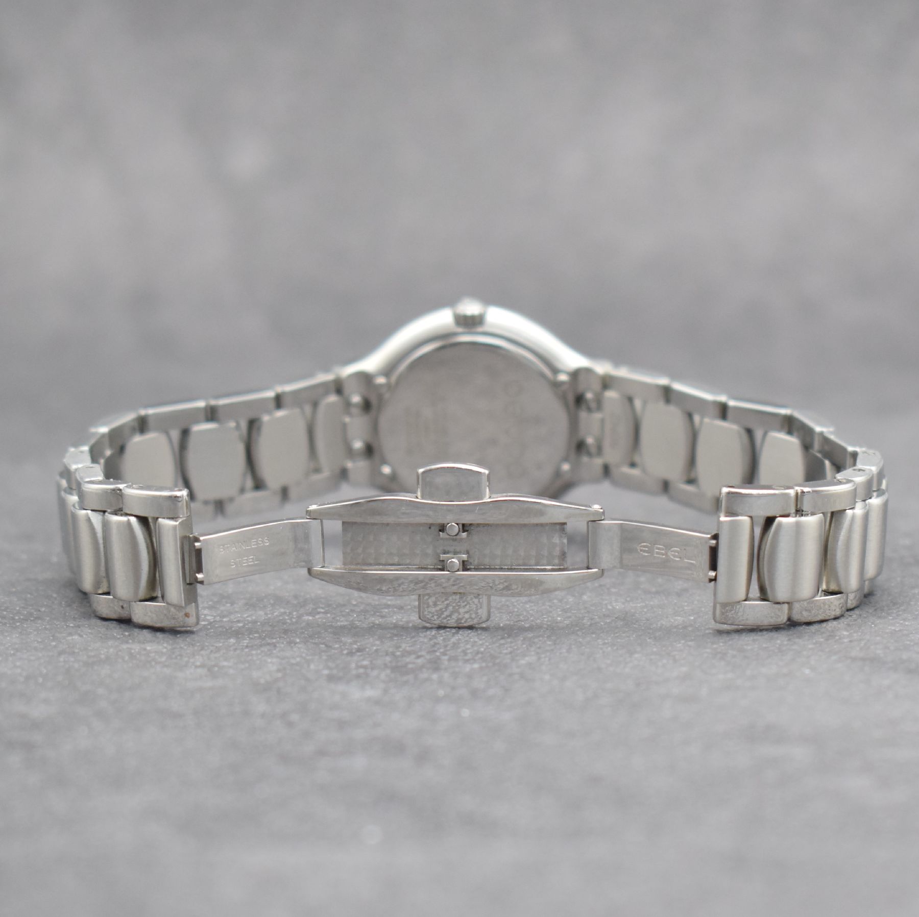Detail d: EBEL Beluga Damenarmbanduhr in Edelstahl aufwendig mit Brillanten besetzt, Schweiz verk. lt. beil. Garantiekarte 07/2016, quarz, Ref. E9258N2S, ...