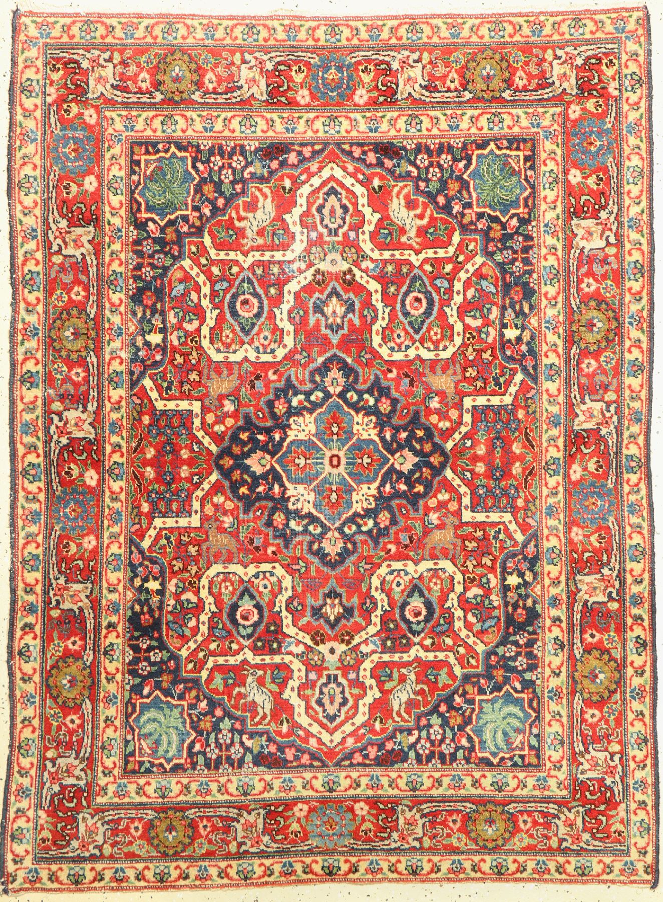 Täbriz antik, Persien, um 1910/1920, Wolle auf Baumwolle, ca. 187 x 140 cm, EHZ: 3-4