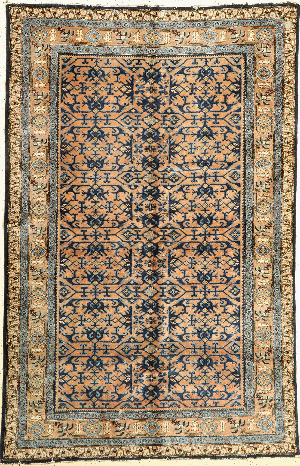 Turkestan alt, um 1920/1930, Wolle auf Baumwolle, ca. 211 x 136 cm, Mottenfraß, EHZ: 3