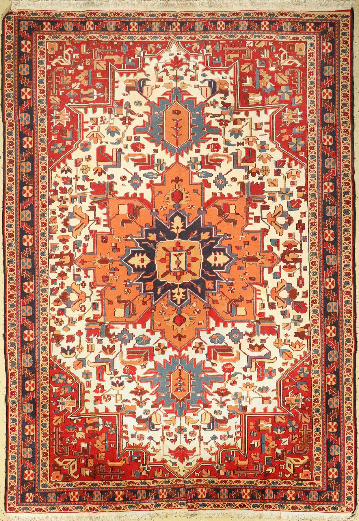 Azeri Sumakh, Persien, ca. 50 Jahre, Wolle auf Baumwolle, ca. 290 x 206 cm, EHZ: 2, (leicht wellig)