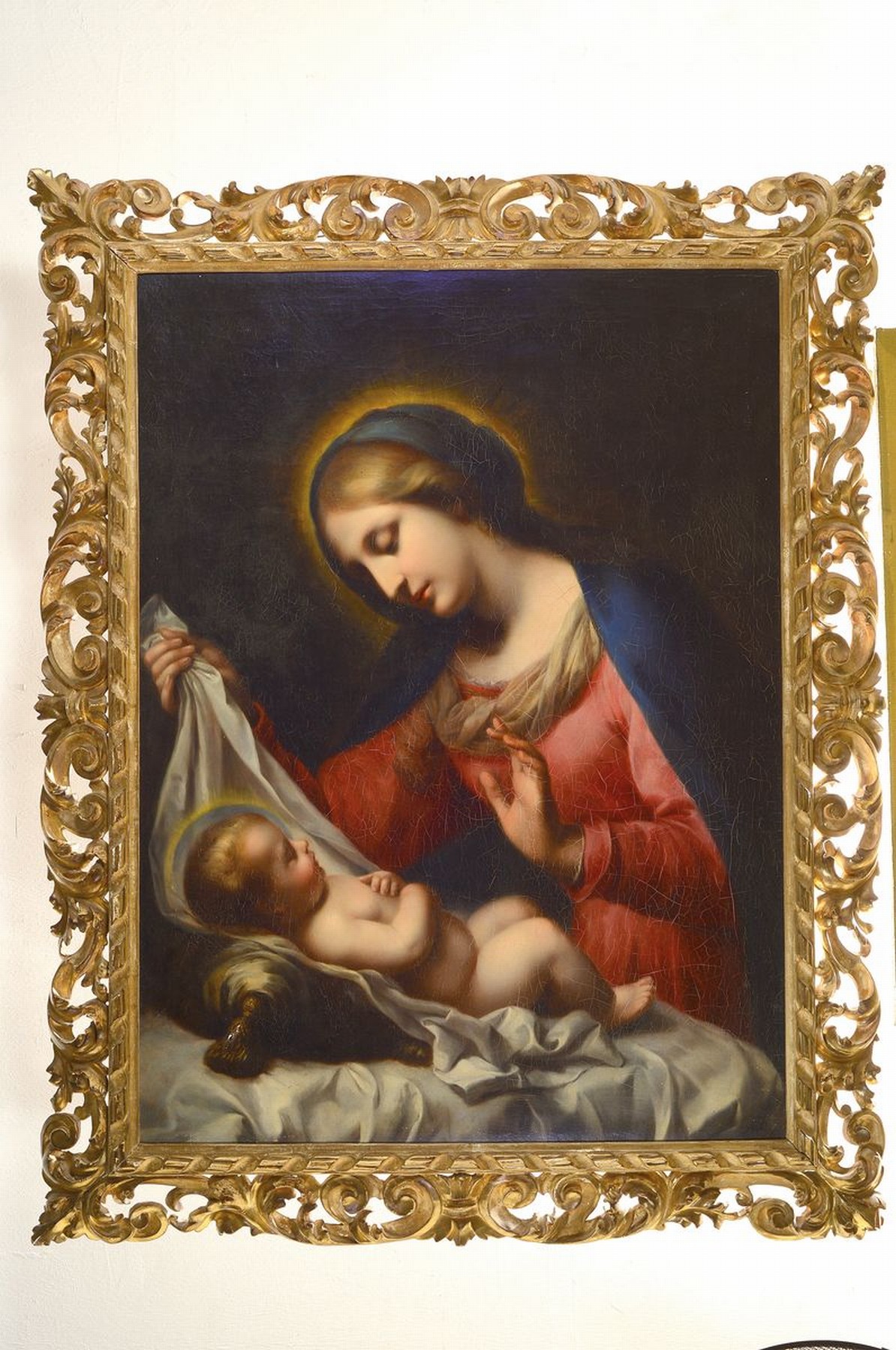 Detail k: Unbekannter Künstler, 2. Hälfte 19. Jh., Maria mit dem Jesuskind, Öl/Lwd, ca. 99x74cm, Rahmen reich geschnitzt in Durchbrucharbeit mit Rocaillen, ...