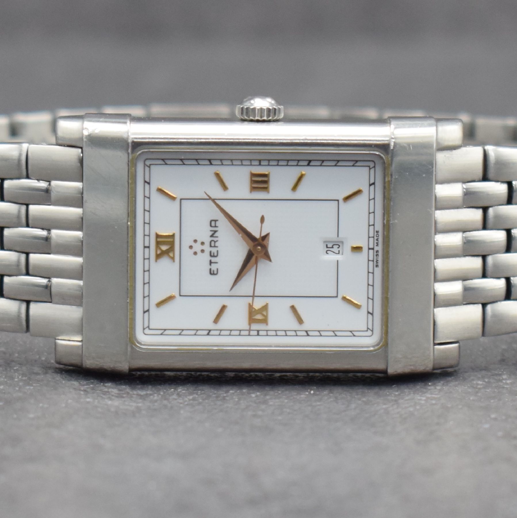 Detail a: ETERNA-MATIC 1935 Les Historiques Armbanduhr in Stahl, Schweiz um 1998, Automatik, Ref. 8490.41, Boden aufgedr., orig. Gliederband m. dopp. ...
