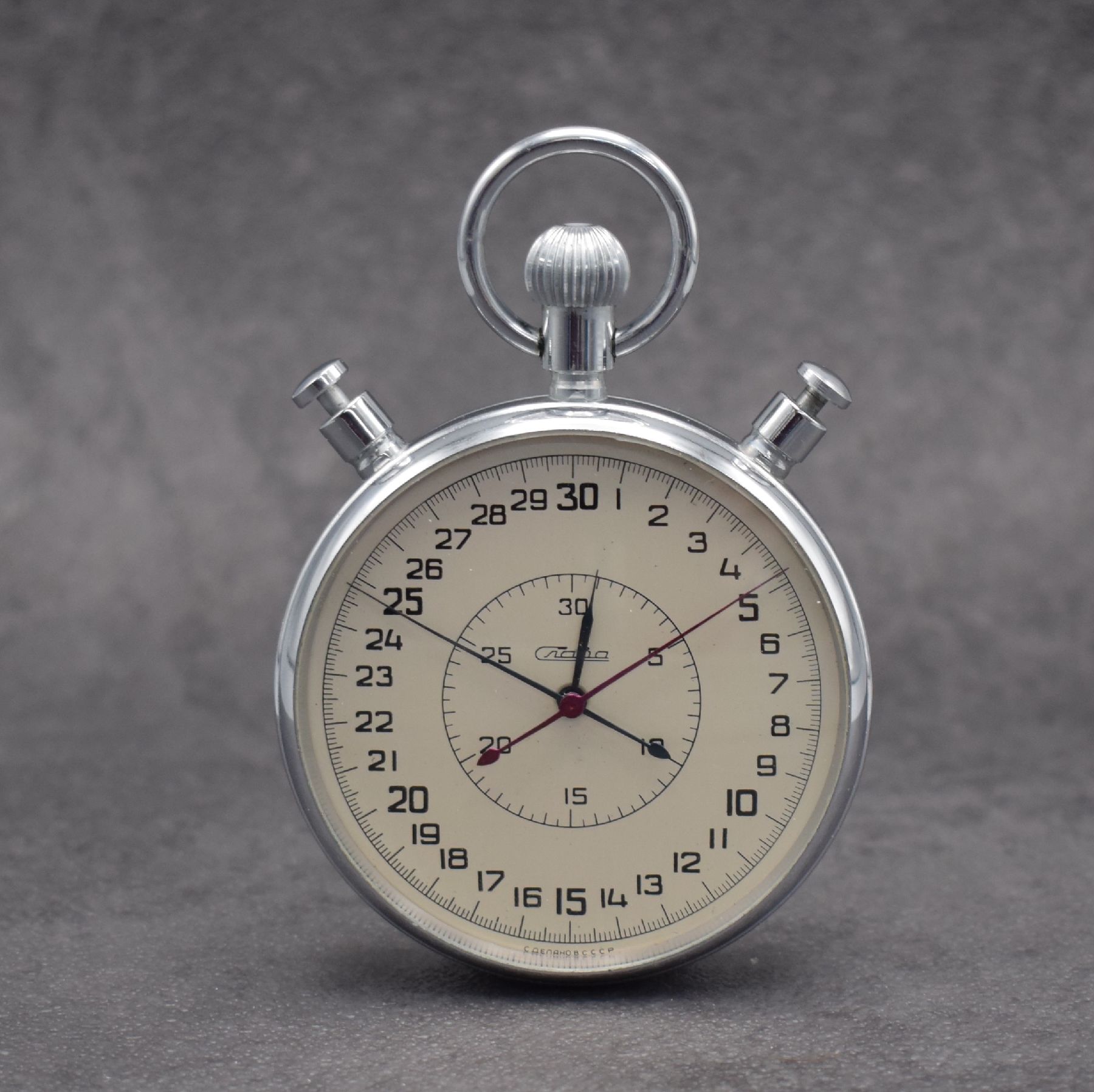 Detail a: Konvolut: 2 Stoppuhren, 1) HEUER microsplit Einhandstoppuhr, Schweiz um 1975, mit digitaler Anzeige, orig. Etui & Gebrauchsanweisung anbei, EZ 2 2) ...