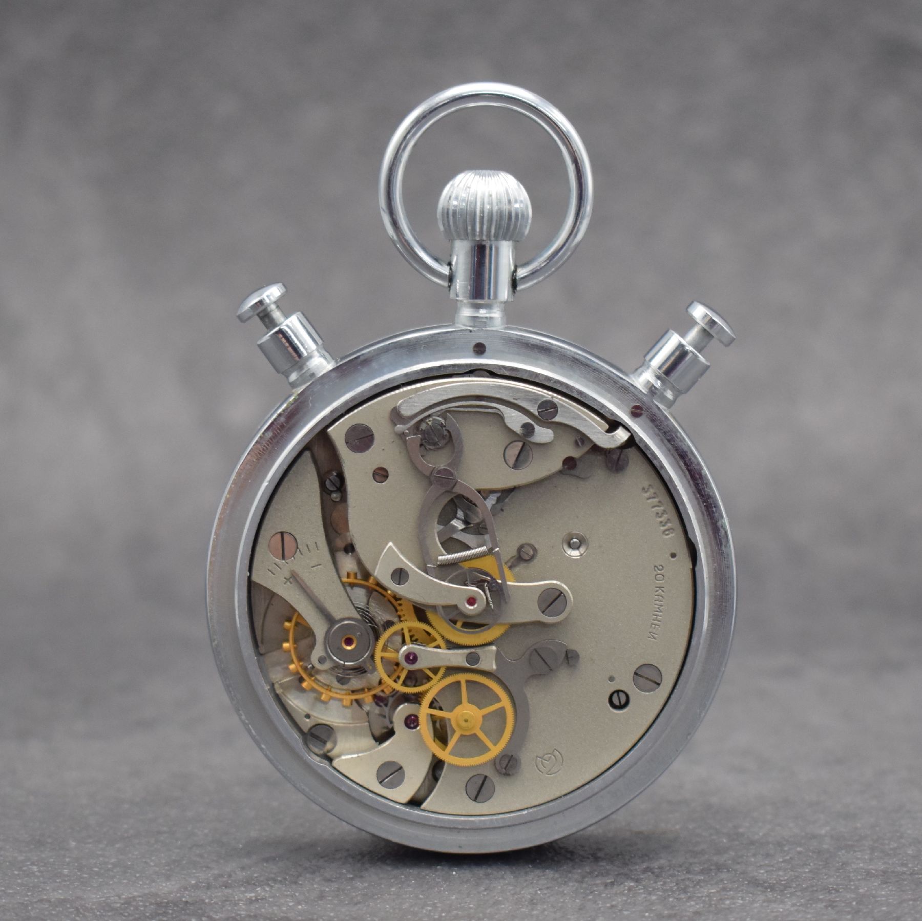 Detail c: Konvolut: 2 Stoppuhren, 1) HEUER microsplit Einhandstoppuhr, Schweiz um 1975, mit digitaler Anzeige, orig. Etui & Gebrauchsanweisung anbei, EZ 2 2) ...