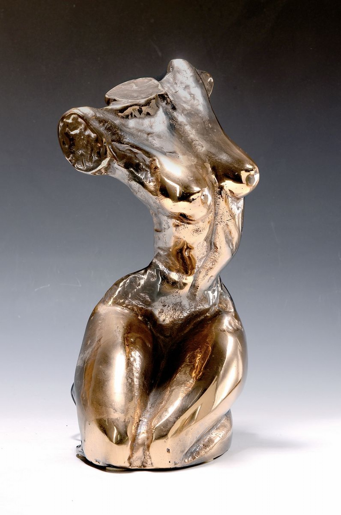 Bronzefigur Torso als Lampe, unsign., funktionsfähig, ca. 38x25x19 cm