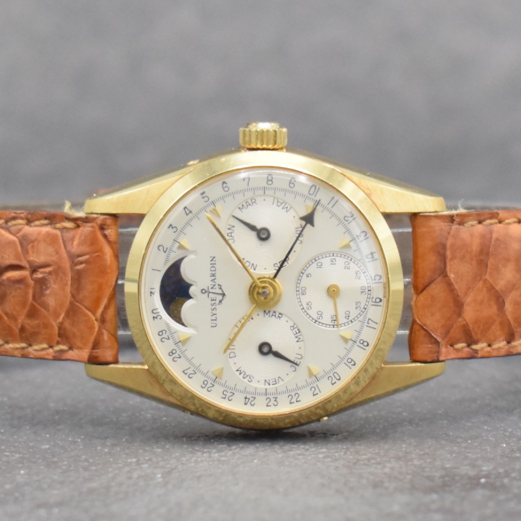 Detail a: ULYSSE NARDIN Damenarmbanduhr mit Vollkalender in GG 750/000, Schweiz um 1980, Handaufzug, Ref. 311 51, 3-teil. Geh., Boden & Glasrand aufgedr., ...