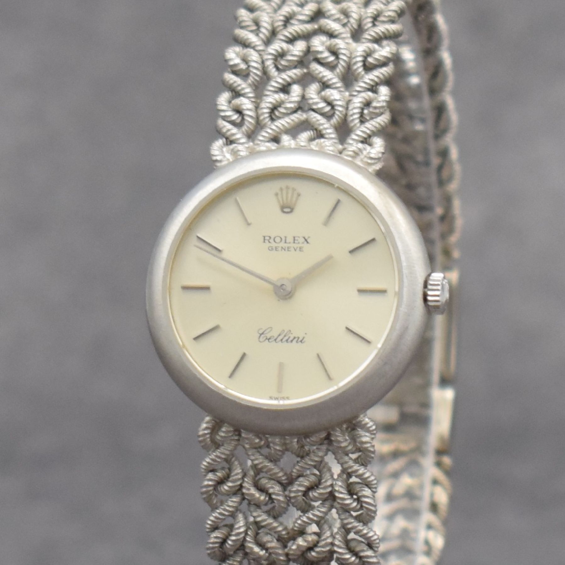 Detail c: ROLEX Cellini Damenarmbanduhr in WG 585/000, Schweiz 1970er Jahre, Handaufzug, Glasrand aufgedr., Kettenglieder-Band in WG 585/000, silb. Zifferbl. ...