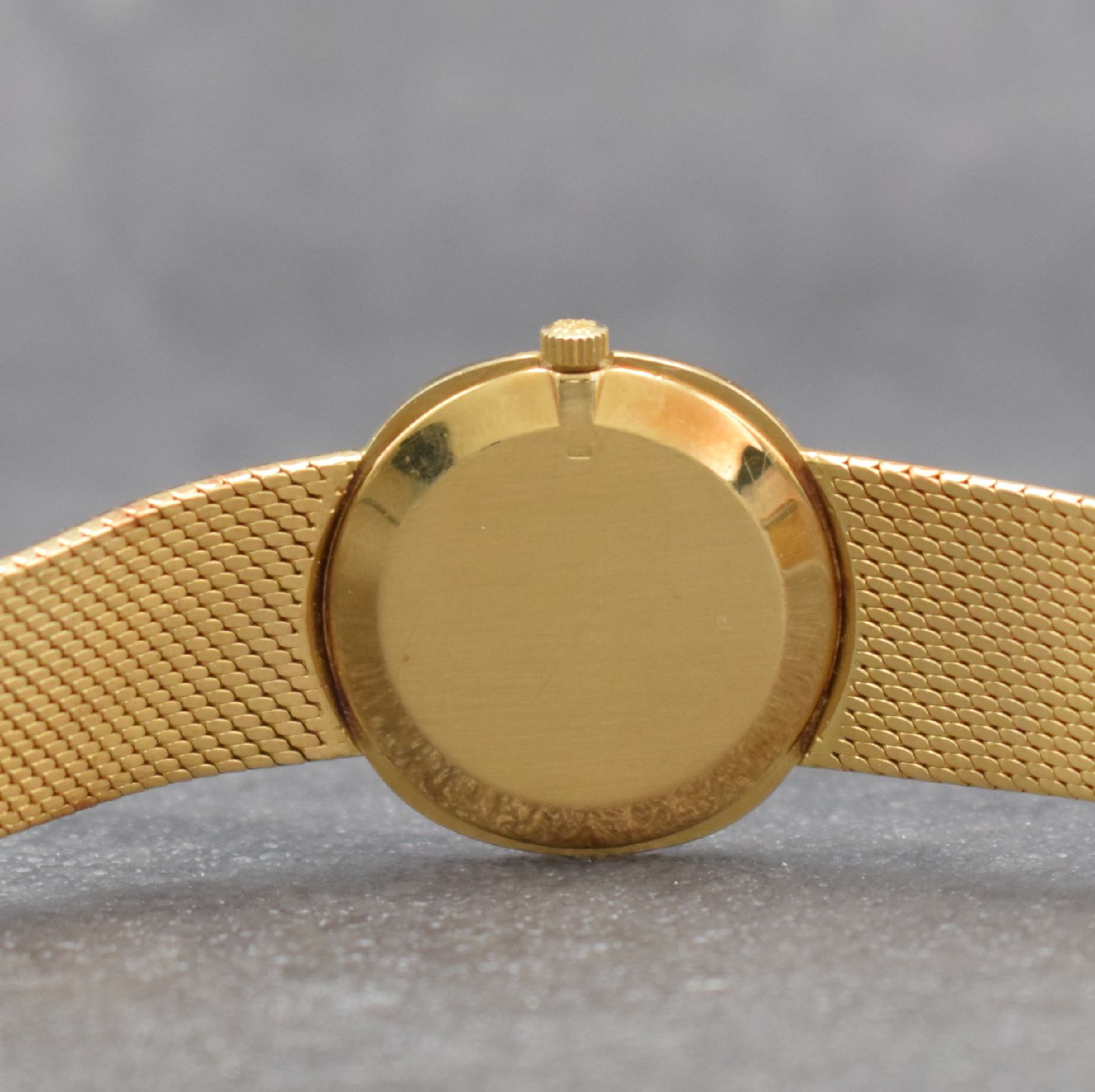 Detail f: PATEK PHILIPPE feine Damenarmbanduhr in GG 750/000 Referenz 4115 1, Handaufzug, Schweiz um 1972, 2-teil. Goldgeh. inkl. Milanaiseband, Boden ...
