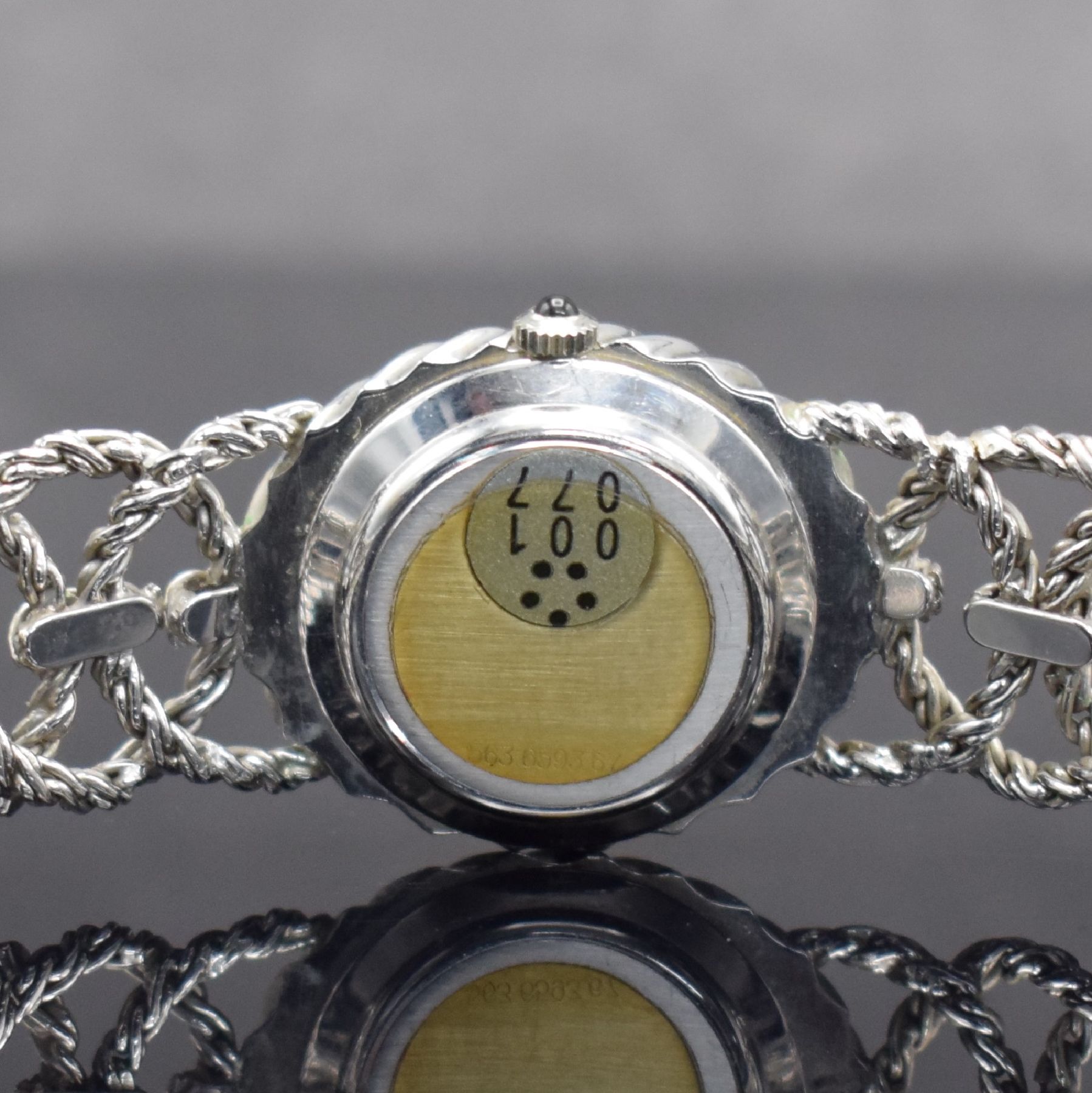 Detail f: ETERNA-MATIC ausgefallene Damenarmbanduhr in WG 750/000, Schweiz um 1970, Automatik, Boden aufgedr., aufwendiges Flechtband in WG 750/000, silb. ...