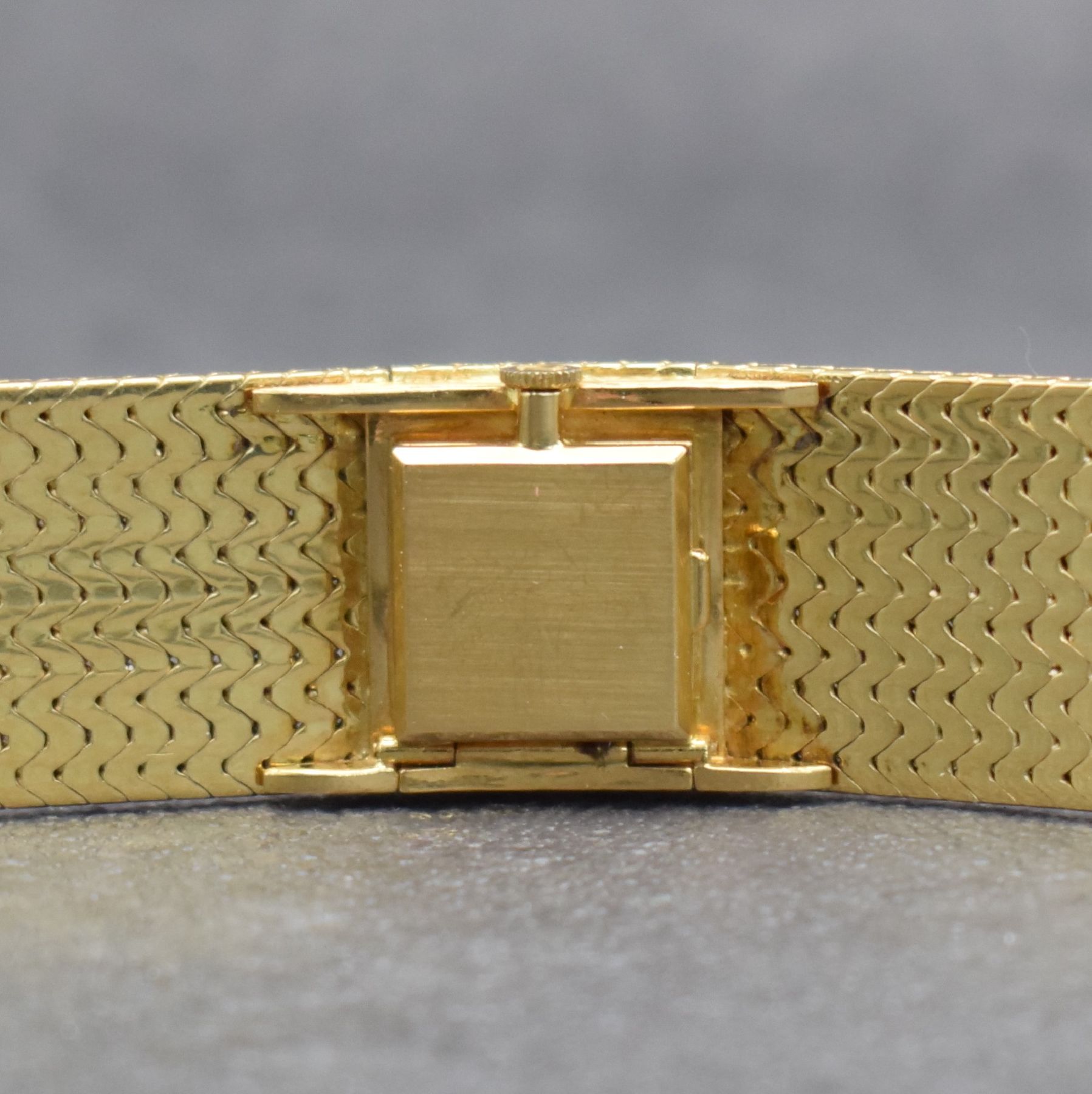Detail g: ROLEX seltene Damenarmbanduhr in Bandform, Schweiz um 1960, Handaufzug, GG 750/000, v. Gehäuse ins Band übergehendes Design m. aufklappbarem ...