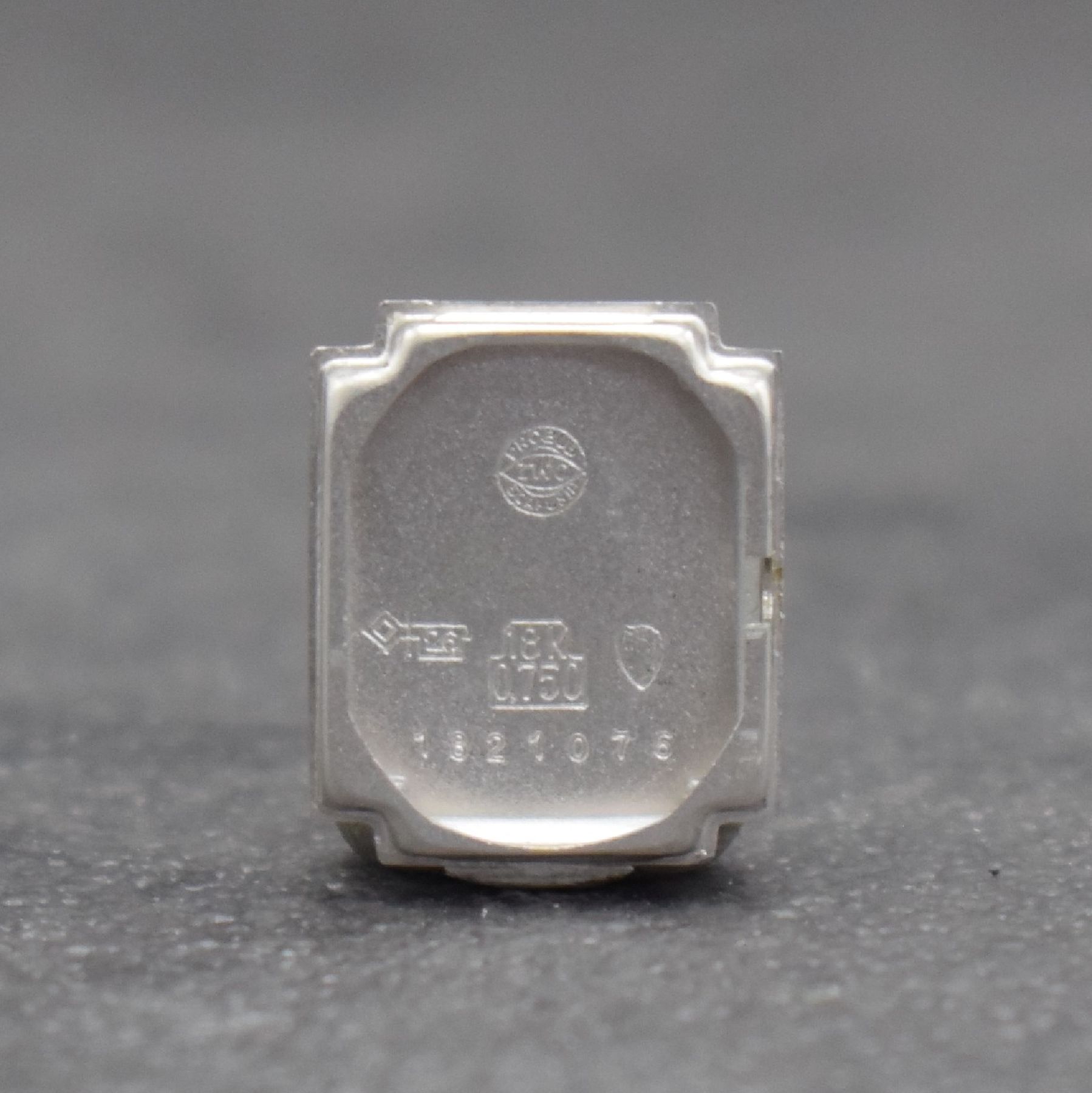 Detail f: IWC feine Damenarmbanduhr in WG 750/000, Handaufzug, Schweiz um 1966, 2-teil. Geh., Boden aufgedr., silberfarb. Zifferblatt m. aufges. Indizes, Anz. ...