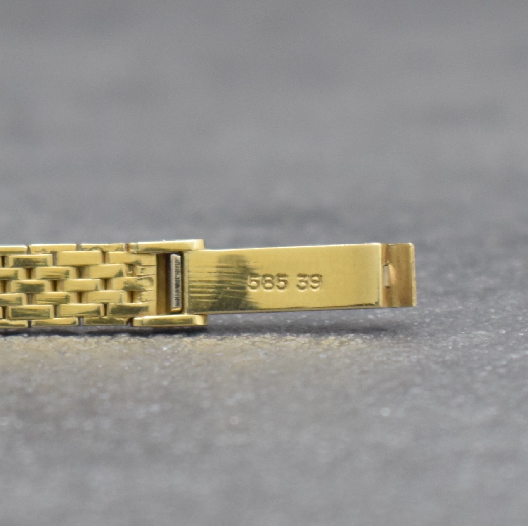 Detail b: ZENITH Damenarmbanduhr in GG 750/000 mit neutralem Band in GG 585/000, Schweiz um 1965, Handaufzug, gedr. Geh., orig. Krone, silb. Zifferbl., ...