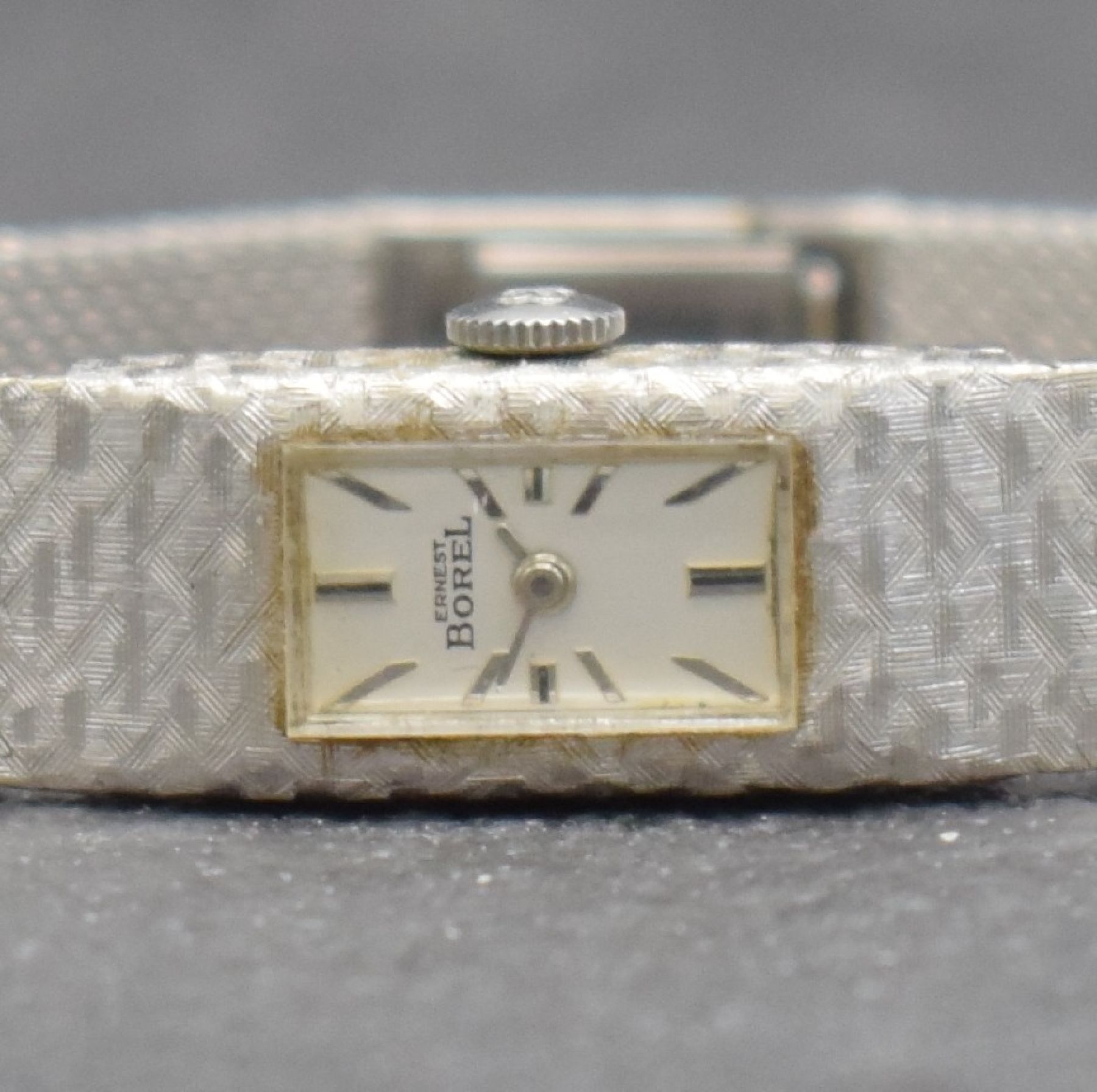 Detail a: ERNST BOREL Baguette-Damenarmbanduhr in WG 750/000, Schweiz um 1970, Handaufzug, gedr. Geh., Milanaiseband mit durchlaufender Schraffur, rechteck. ...