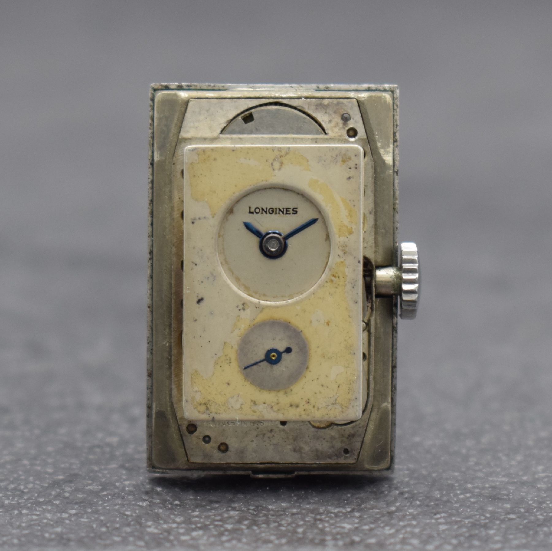 Detail k: LONGINES sog. Doctors Watch Armbanduhr, Schweiz um 1933, Handaufzug, 2-teil. Stahlgeh., Boden aufgedr., Std.-Ind. auf Geh., kl. Sek. b. 6, silb. pat. ...