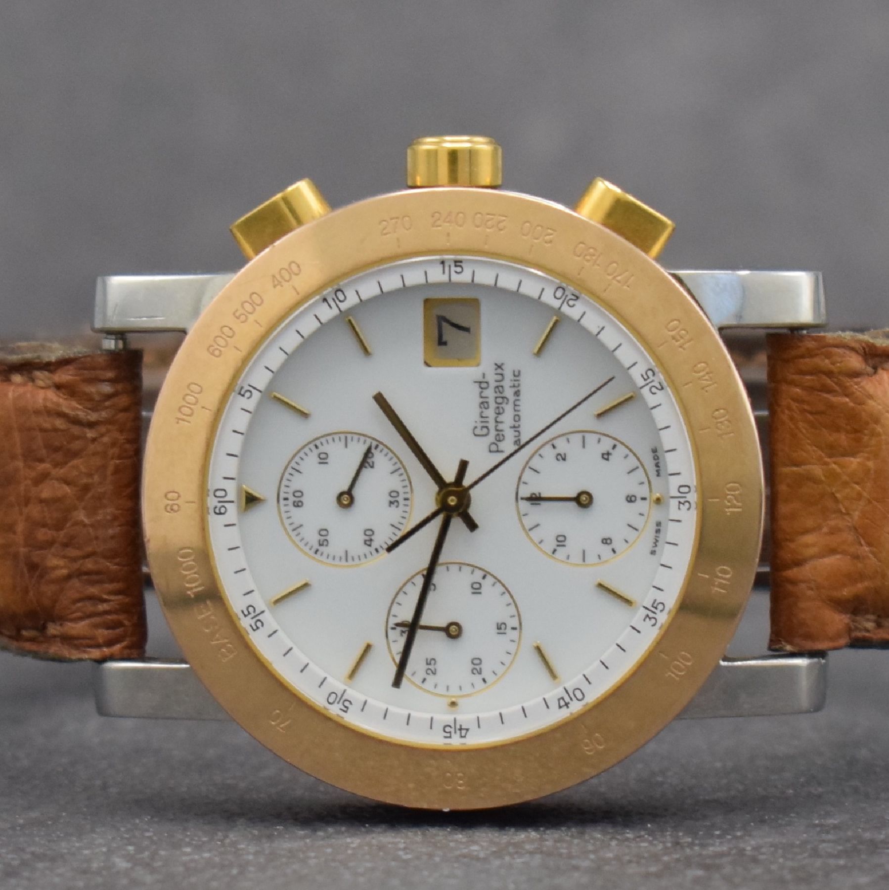 Detail a: GIRARD PERREGAUX Herrenchronograph in Stahl und 18k Rotgold, Schweiz um 2000, Automatik, 4-fach verschr. Geh., Rotgold Tachymeter- Lünette, weißes ...