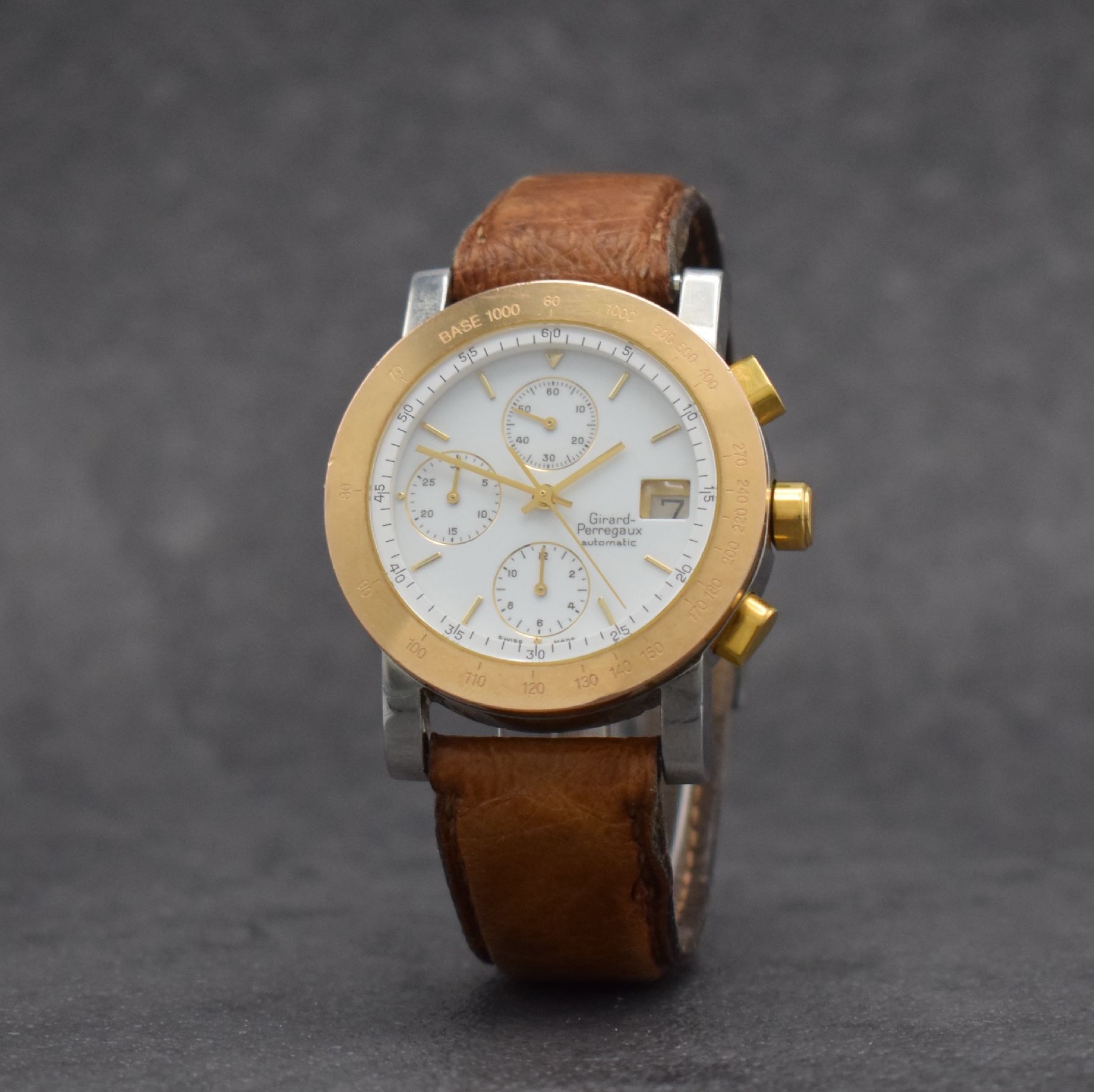 Detail b: GIRARD PERREGAUX Herrenchronograph in Stahl und 18k Rotgold, Schweiz um 2000, Automatik, 4-fach verschr. Geh., Rotgold Tachymeter- Lünette, weißes ...