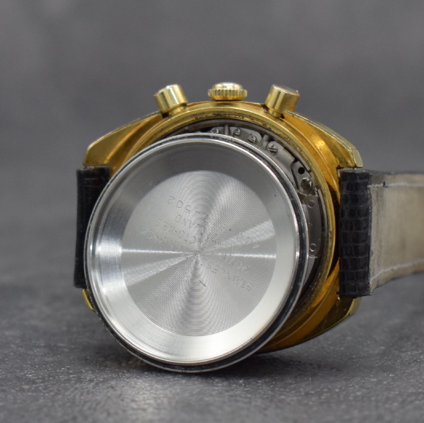 Detail h: MOVADO DATRON HS 360 vergoldeter Schaltradchronograph, Schweiz um 1970, 2- teil. Geh., verschr. Stahlboden, gold. Zifferbl. m. schwarzen ...