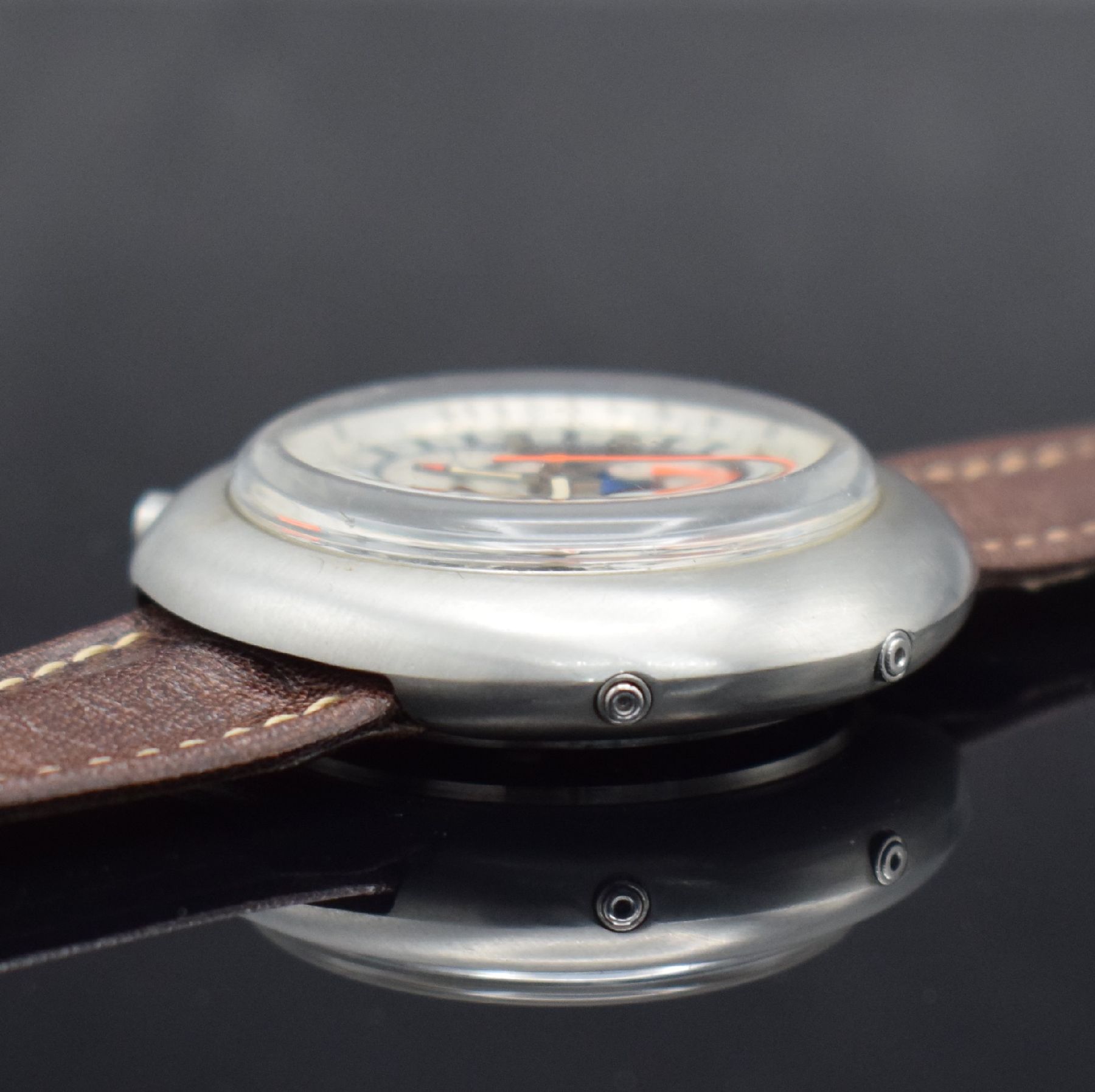 Detail f: JULES JÜRGENSEN seltener Valjoux 88 Armbandchronograph mit Vollkalender & Mondphase in Stahl, Schweiz um 1970, Handaufzug, ausgef. großes Geh. m. ...