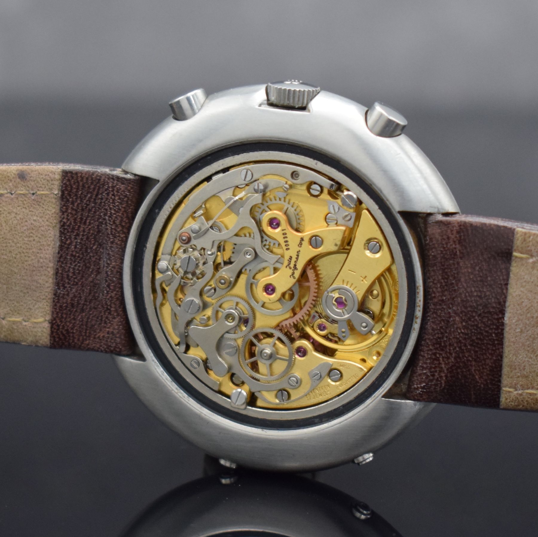 Detail g: JULES JÜRGENSEN seltener Valjoux 88 Armbandchronograph mit Vollkalender & Mondphase in Stahl, Schweiz um 1970, Handaufzug, ausgef. großes Geh. m. ...