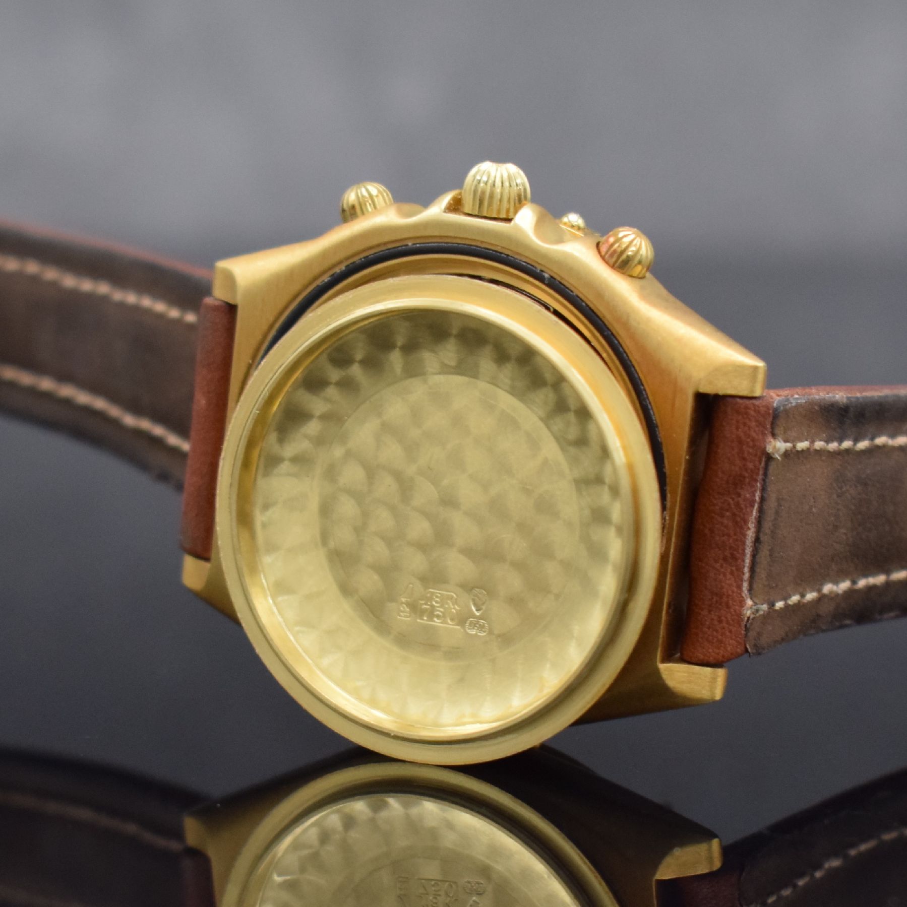 Detail h: BREITLING Chronomat Herrenchronograph in GG 750/000 Referenz 81950, Schweiz um 1990, Automatik, schweres satin. Geh., Boden & Krone verschr., ...