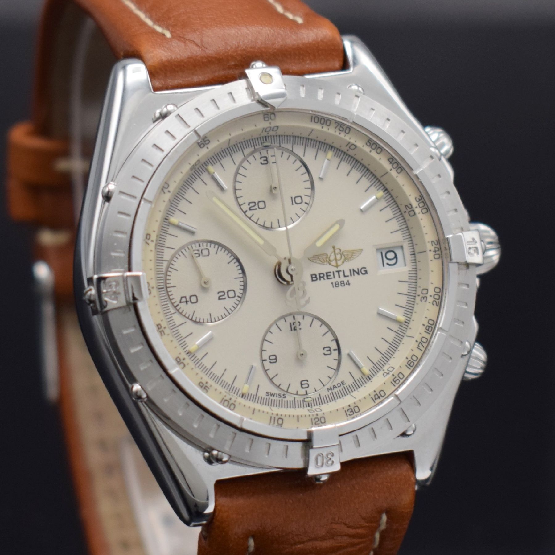 Detail e: BREITLING Chronomat seltener Armbandchronograph in WG 750/000 Referenz J13047X, Schweiz lt. orig. Zertifikat 1991, Automatik, schweres Geh. inkl. ...