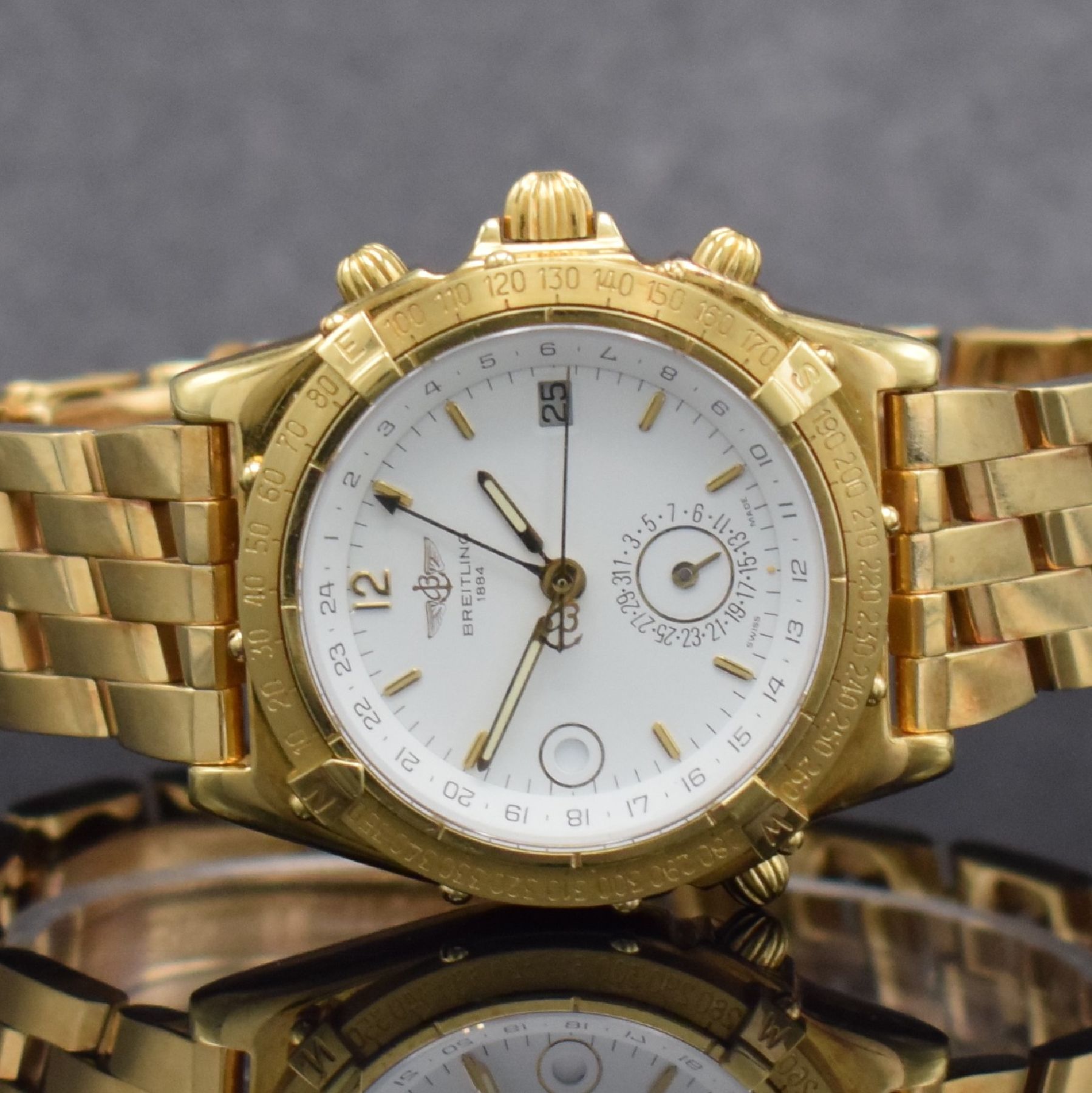 Detail c: BREITLING Duograph schwere Herrenarmbanduhr am Pilotband in GG 750/000 Referenz K15507, Schweiz um 1995, Automatik, pol. Geh., Boden & Krone ...