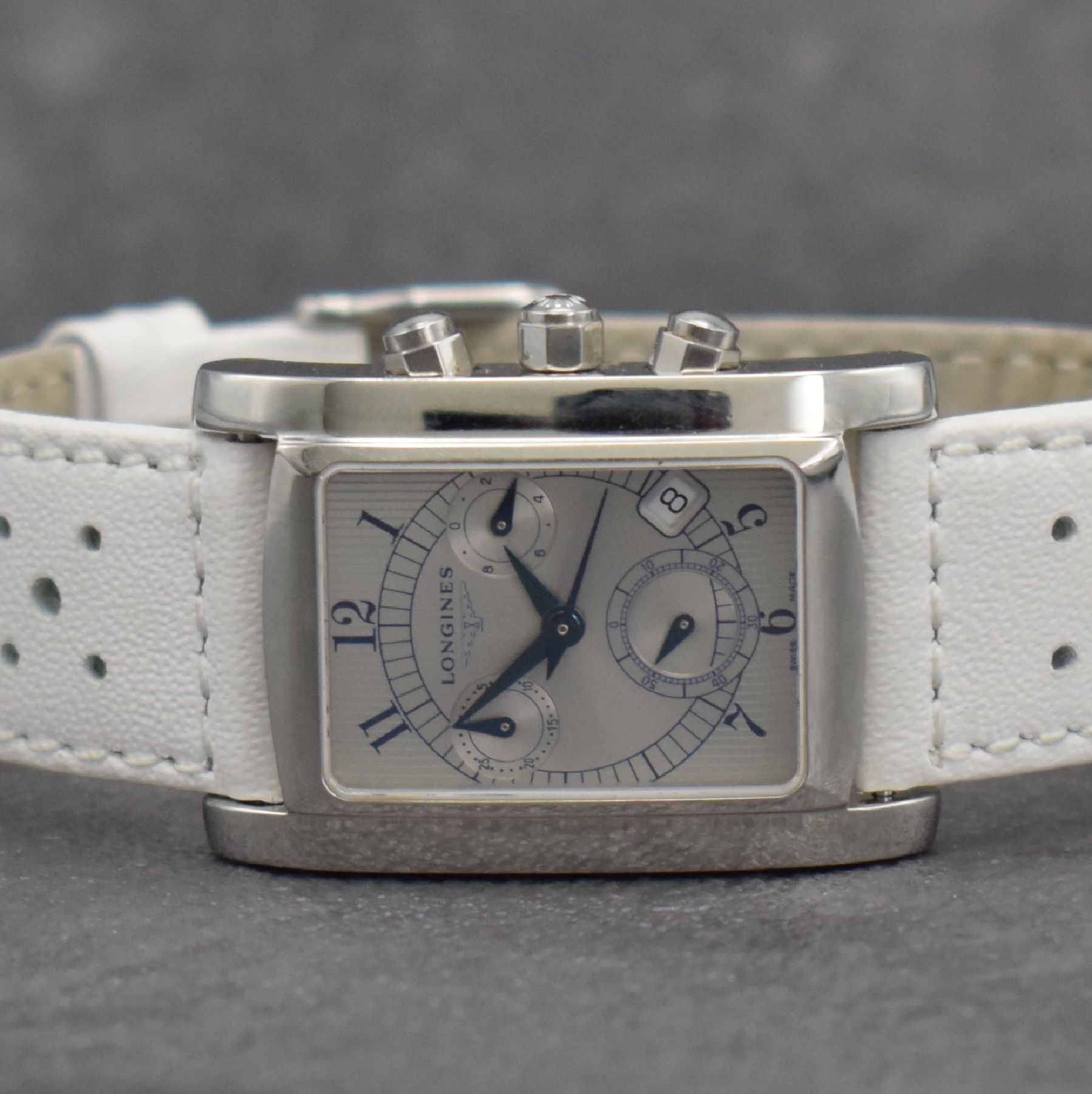Detail a: LONGINES / MÜHLE GLASHÜTTE 2 rechteckige Armbanduhren in Stahl, Schweiz/Deutschland um 2000, Automatik / Quartz, 4-fach verschr. Geh., 1. Mühle ...