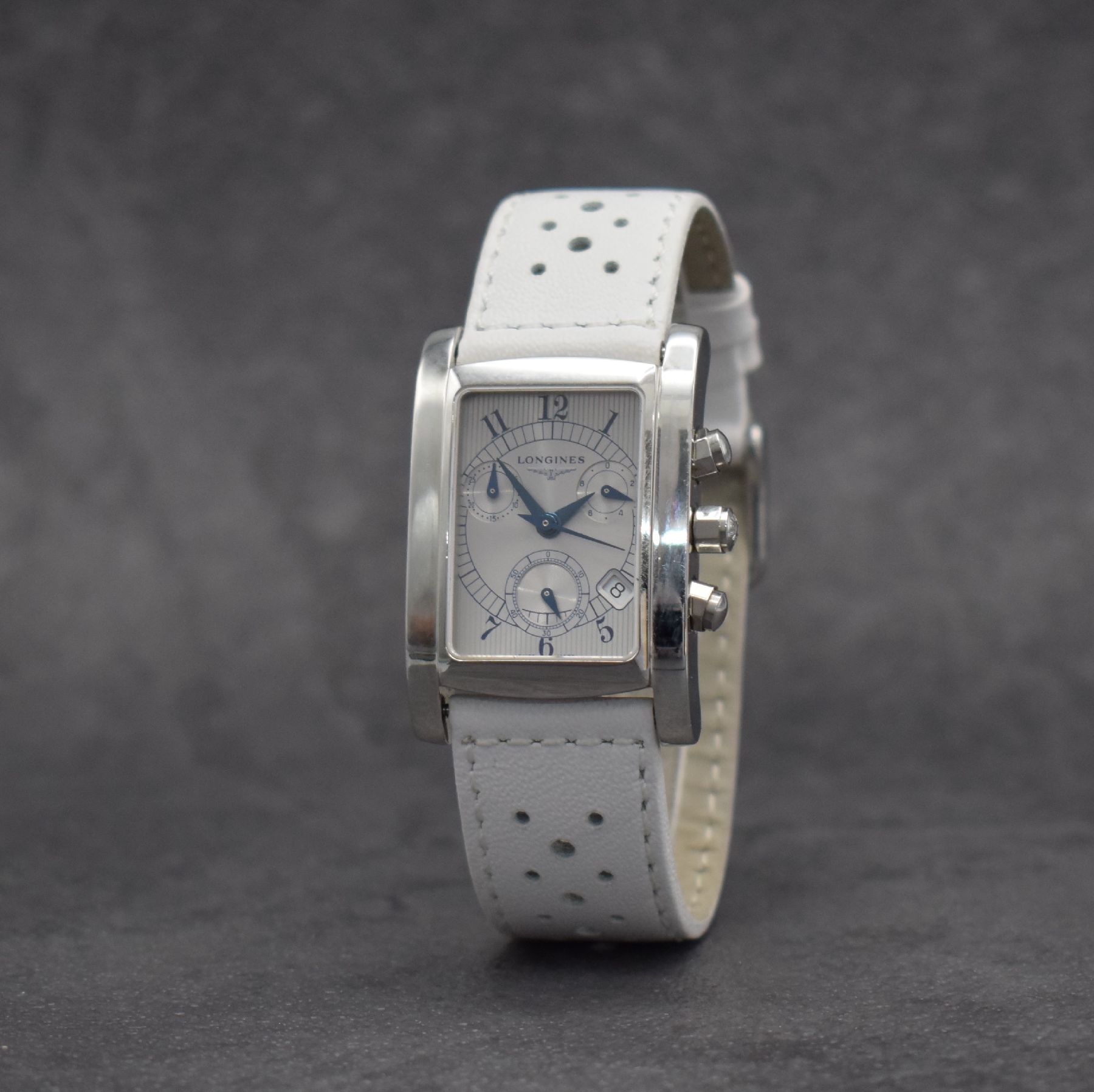 Detail b: LONGINES / MÜHLE GLASHÜTTE 2 rechteckige Armbanduhren in Stahl, Schweiz/Deutschland um 2000, Automatik / Quartz, 4-fach verschr. Geh., 1. Mühle ...