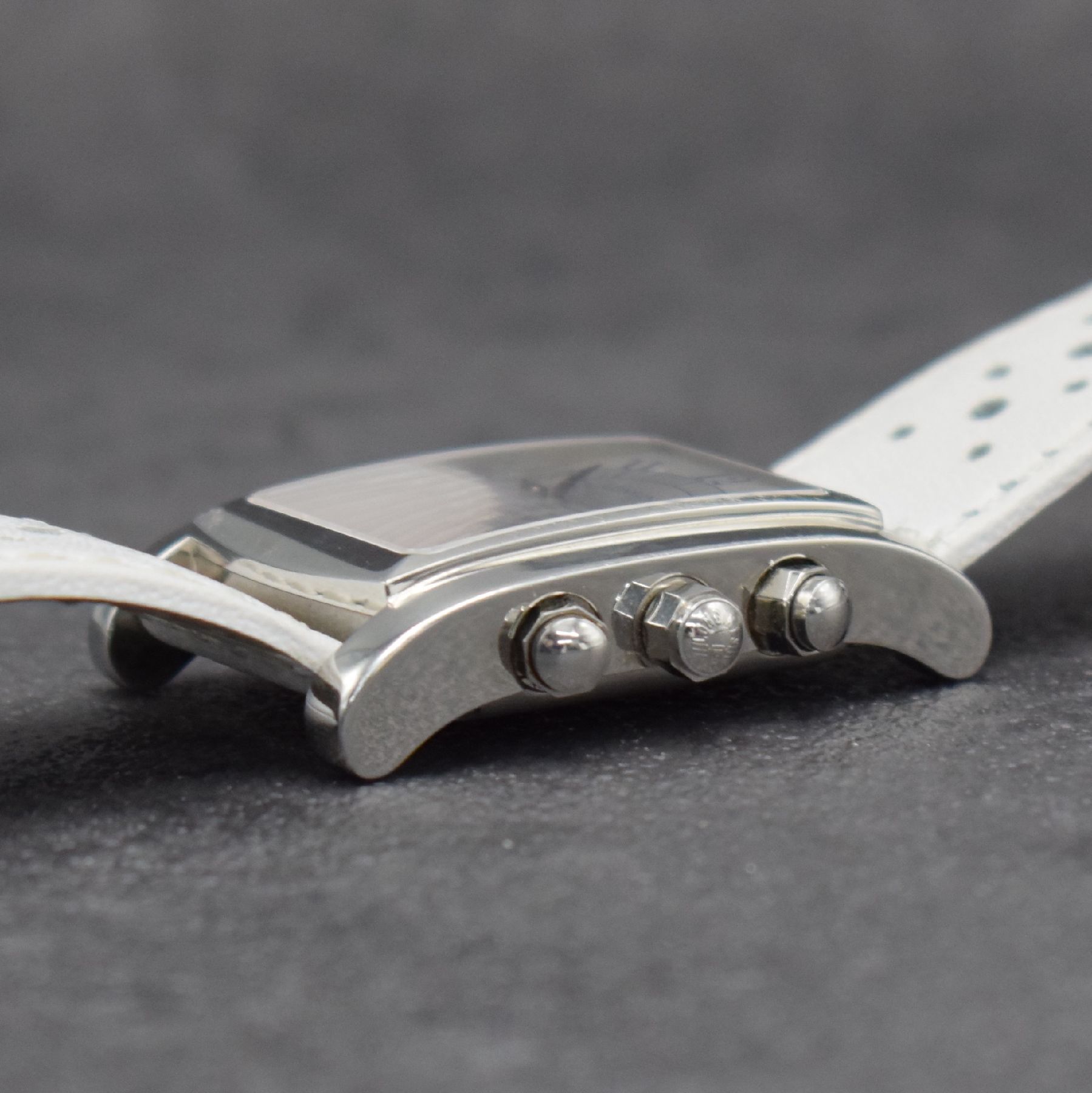 Detail d: LONGINES / MÜHLE GLASHÜTTE 2 rechteckige Armbanduhren in Stahl, Schweiz/Deutschland um 2000, Automatik / Quartz, 4-fach verschr. Geh., 1. Mühle ...