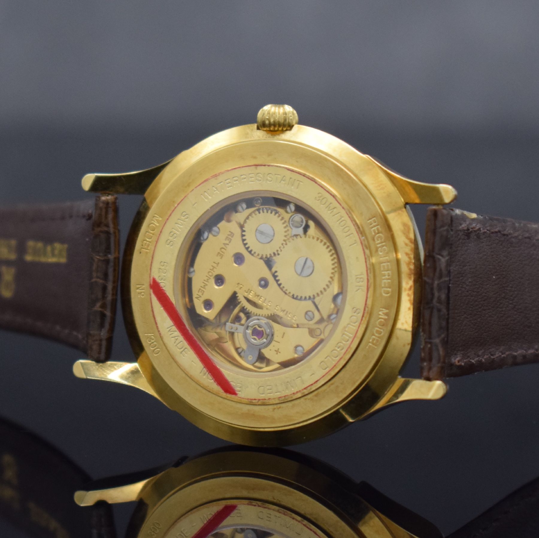 Detail f: REVUE THOMMEN Saltarello auf 300 Stück limitierte Armbanduhr mit Regulator Zifferblatt in GG 750/000, Schweiz um 1990, Handaufzug, beids. vergl. ...