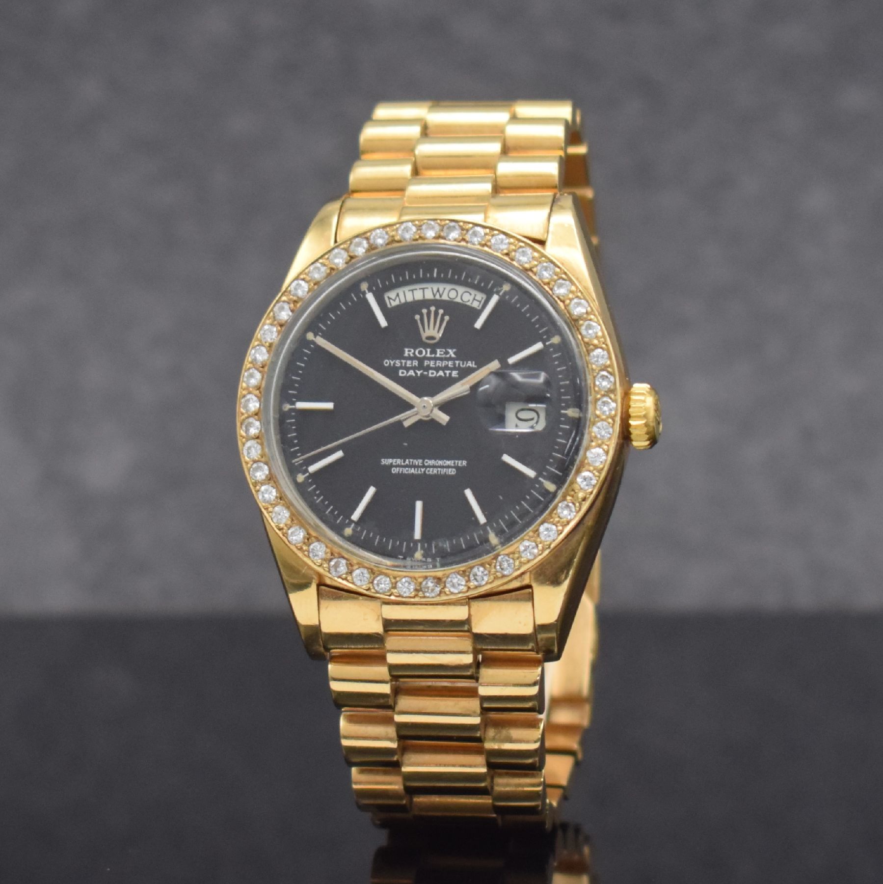 ROLEX Herrenarmbanduhr Oyster Perpetual Day- Date, Automatik, Schweiz um 1973, auf Kundenwunsch verg. WG 750/000 Geh. inkl. Präsidentband, Lünette ...