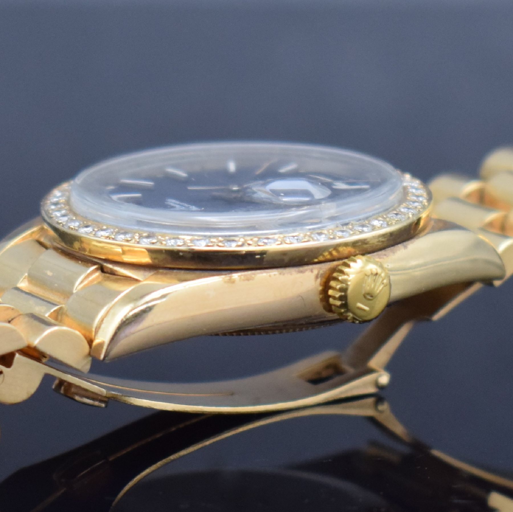 Detail e: ROLEX Herrenarmbanduhr Oyster Perpetual Day- Date, Automatik, Schweiz um 1973, auf Kundenwunsch verg. WG 750/000 Geh. inkl. Präsidentband, Lünette ...