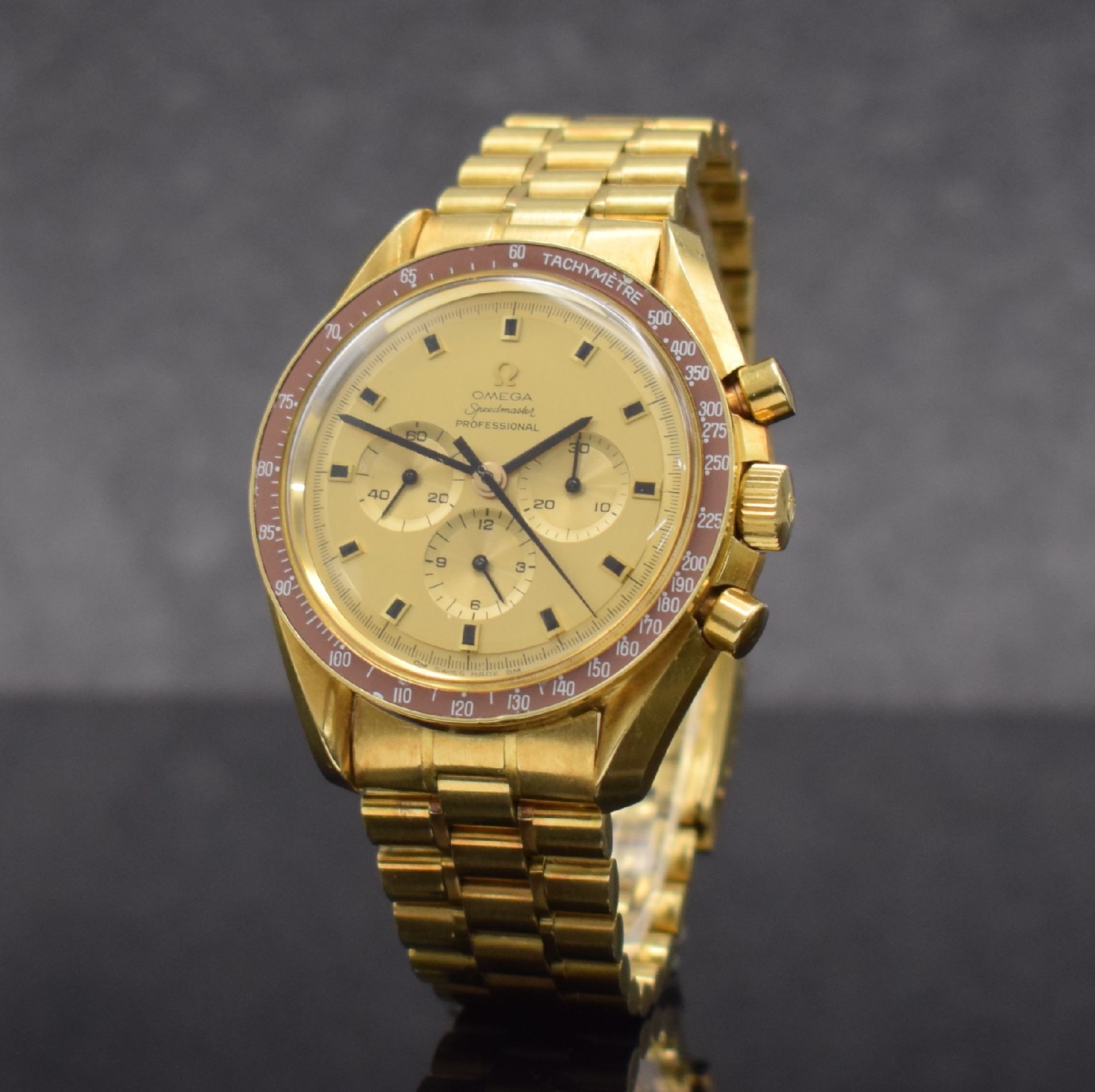 Detail b: OMEGA extrem seltene Herrenarmbanduhr Speedmaster Apollo XI Nummer 298, Schweiz um 1969, Handaufzug, Ref. 145022 69, auf weltweit 1014 Stück ...