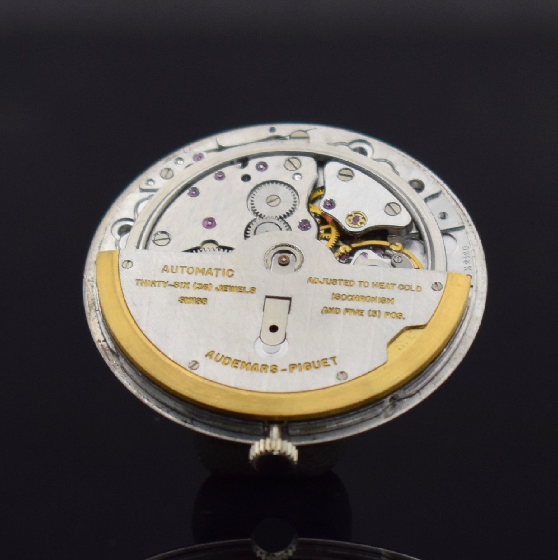 Detail h: AUDEMARS PIGUET feine Herrenarmbanduhr in WG 750/000, Automatik, Schweiz um 1970, 2-teil. Geh., Boden aufgedr., Milanaiseband, vers. Zifferbl. m. ...