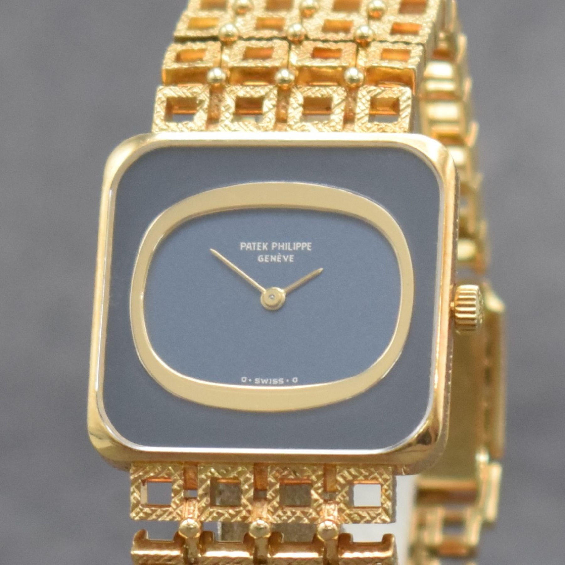 Detail c: PATEK PHILIPPE feine & seltene Damenarmbanduhrin GG 750/000 Referenz 4183 1, Handaufzug, Schweiz 1970er Jahre, 2-teil. Geh., Boden aufgedr., ...