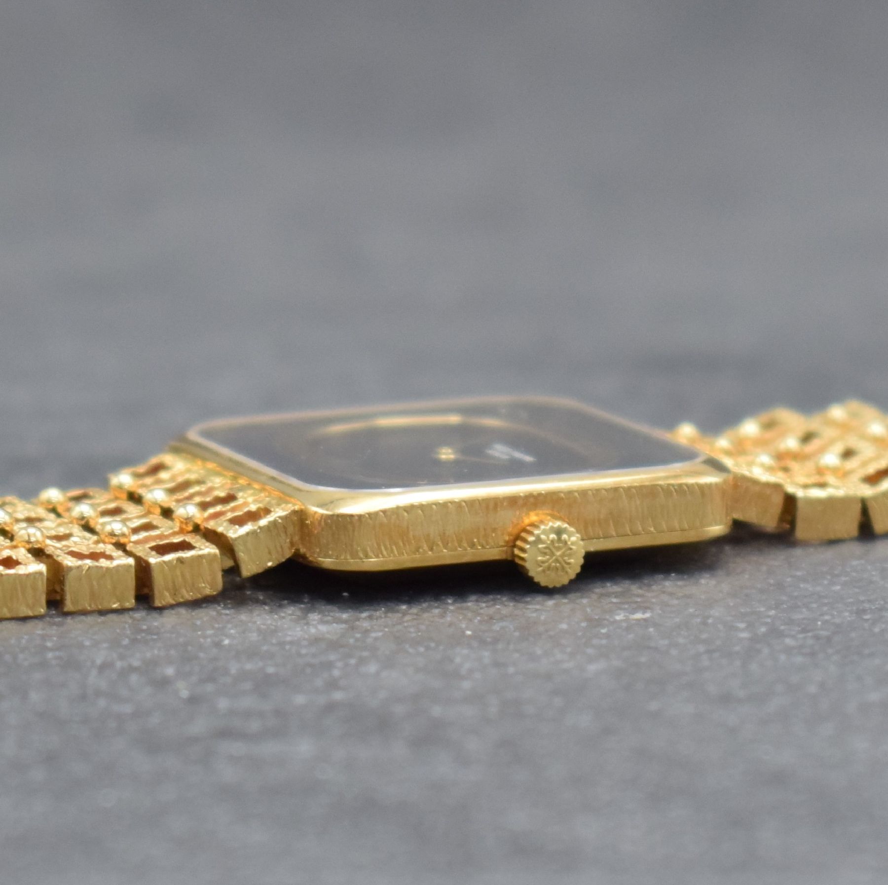 Detail f: PATEK PHILIPPE feine & seltene Damenarmbanduhrin GG 750/000 Referenz 4183 1, Handaufzug, Schweiz 1970er Jahre, 2-teil. Geh., Boden aufgedr., ...