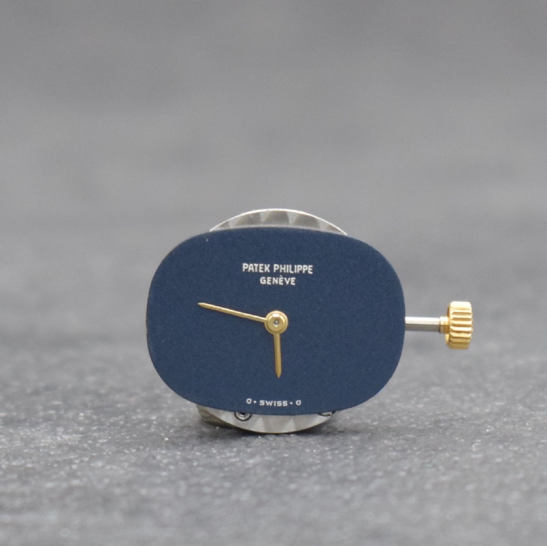 Detail i: PATEK PHILIPPE feine & seltene Damenarmbanduhrin GG 750/000 Referenz 4183 1, Handaufzug, Schweiz 1970er Jahre, 2-teil. Geh., Boden aufgedr., ...