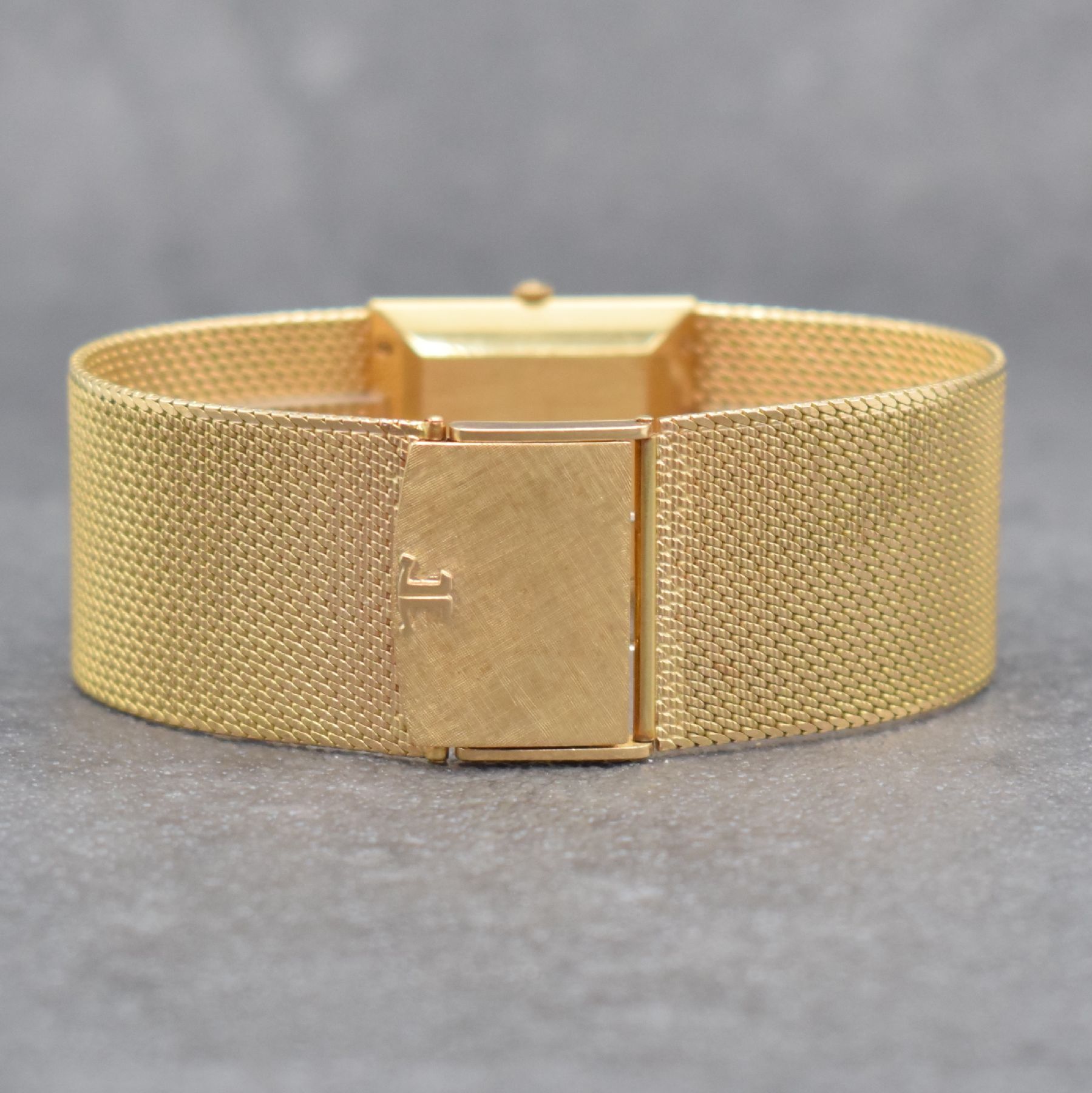 Detail e: Jaeger-LeCoultre Armbanduhr in RoseG 750/000, Schweiz um 1960, Handaufzug, Ref. 1900, 2-teil. Geh., Boden aufgedr., silb. Zifferbl. m. aufges. ...
