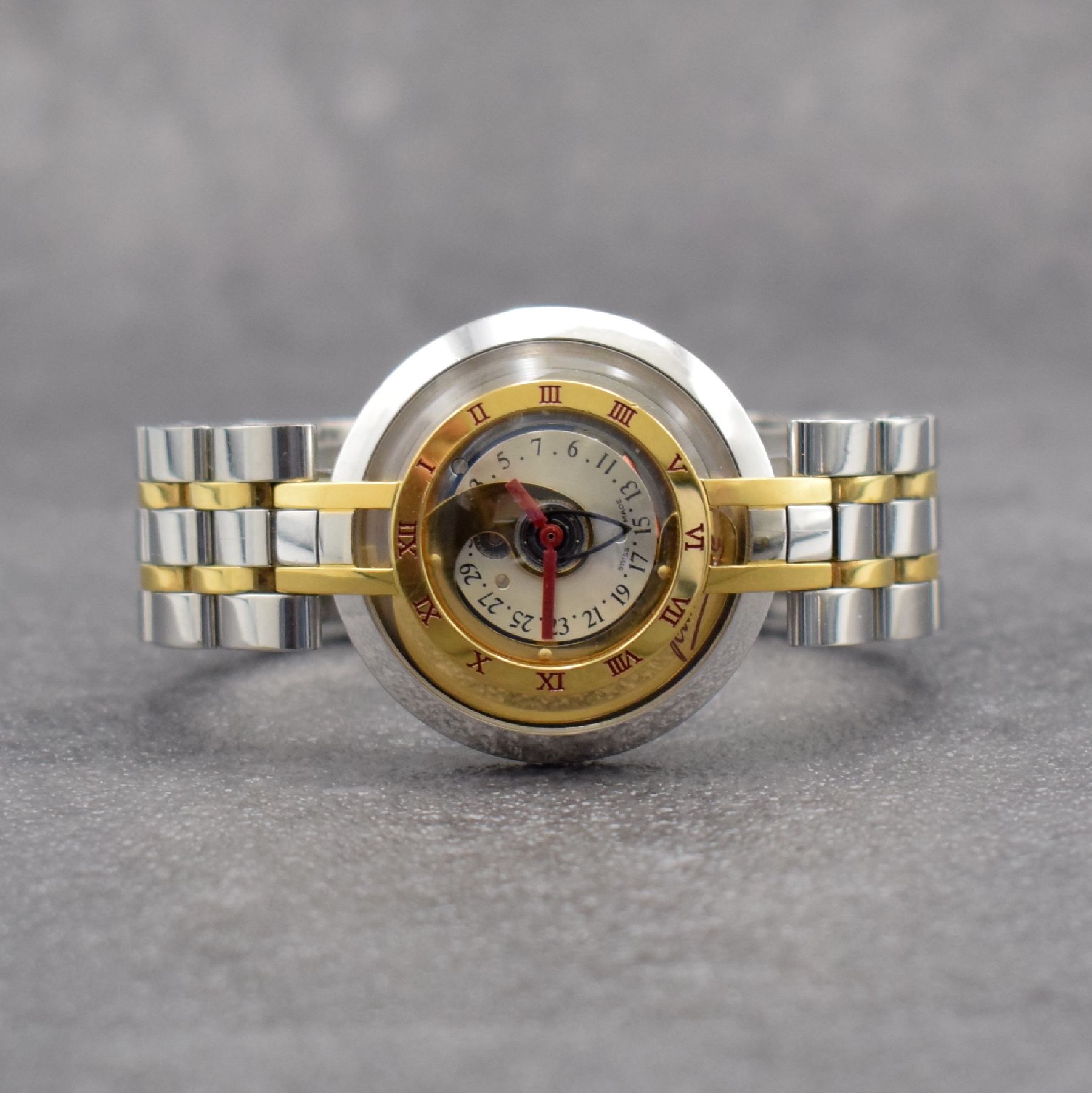 JEAN d´EVE 2 seltene Armbanduhren Modell Samara, Schweiz um 1990, quarz mit Automatik-Generator-Prinzip, Stahlgeh. teils verg. m. 1x orig. Lederband ...