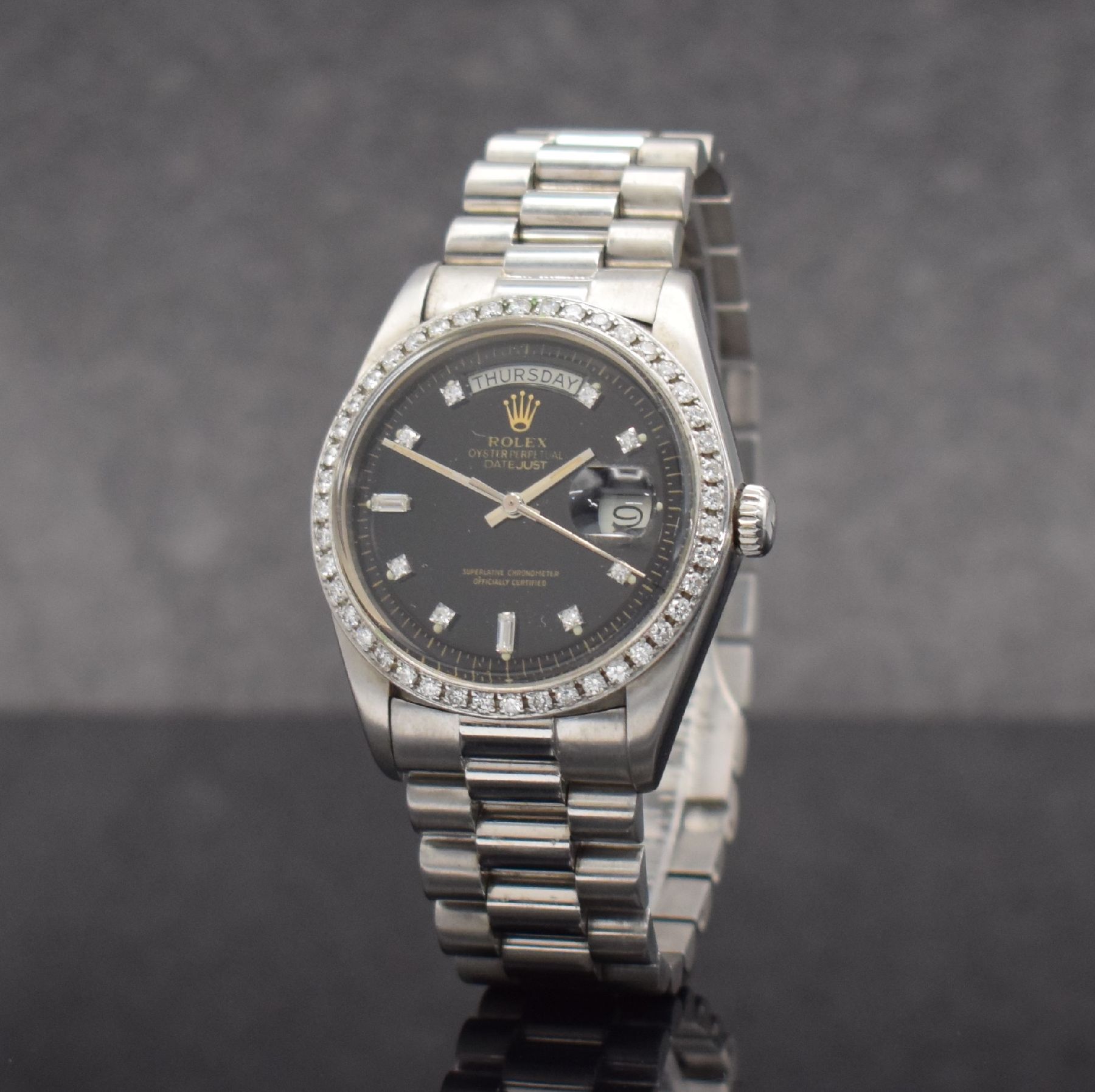 Detail b: ROLEX Oyster Perpetual Day-Date Herrenarmbanduhr in WG 750/000 Referenz 1803, Schweiz um 1977, Automatik, Chronometer der Superlative, schwarzes ...