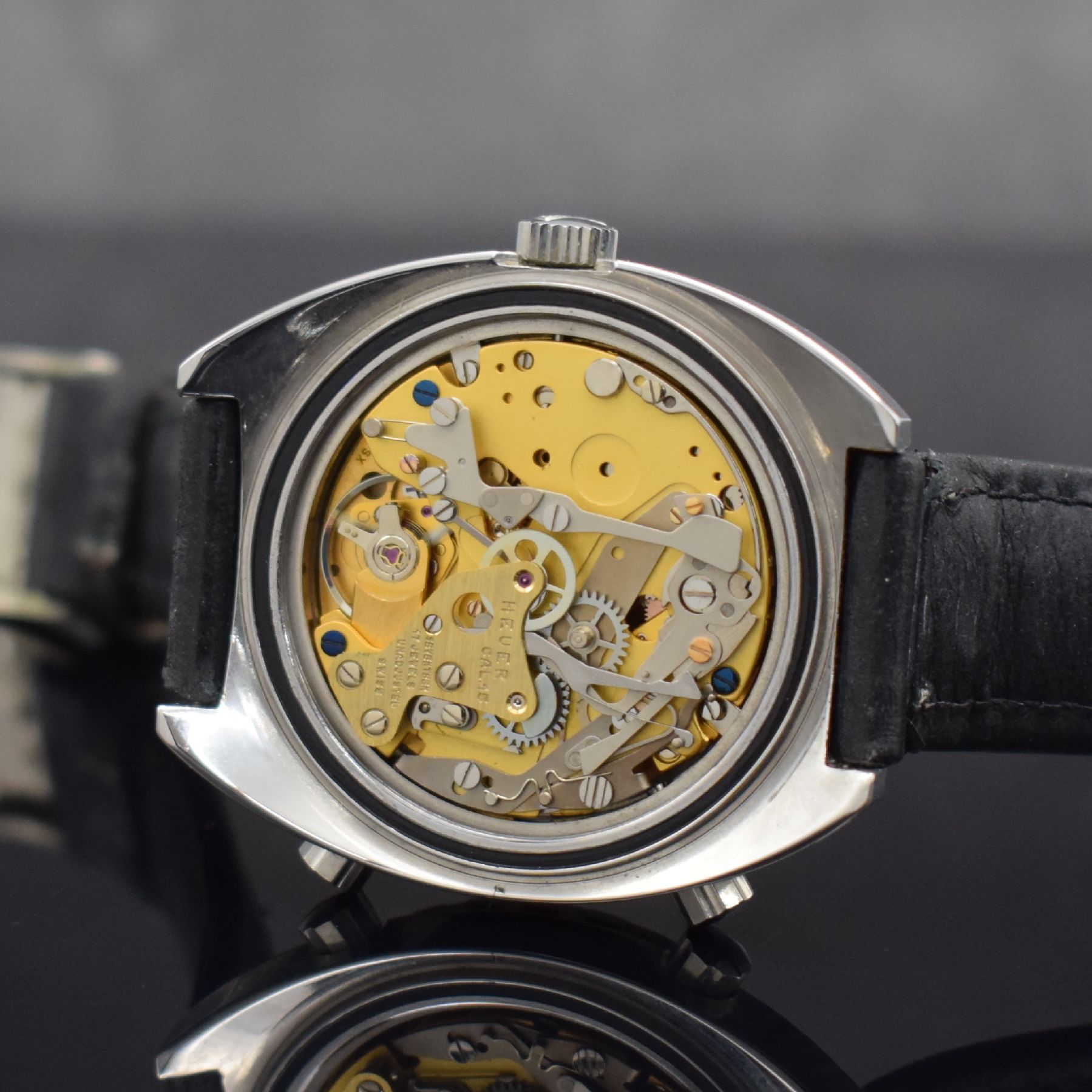 Detail g: HEUER seltene Autatvia "Service Watch 104" Armbanduhr mit Chronograph, Schweiz um 1971, Automatik, Boden mit entsprechender Gravur ...