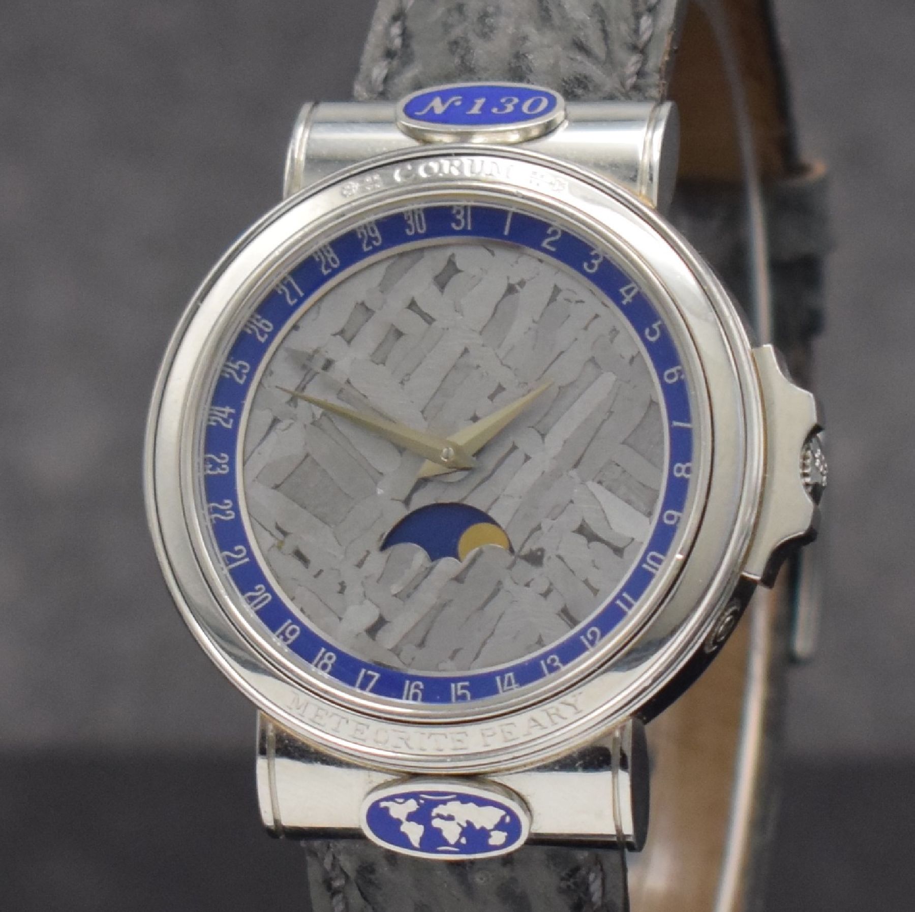 Detail c: CORUM feine & seltene Platin Herrenarmbanduhr Meteorite Peary Referenz 61.450.70, Automatik, Schweiz um 1991, in einer Kleinserie hergestellt, ...